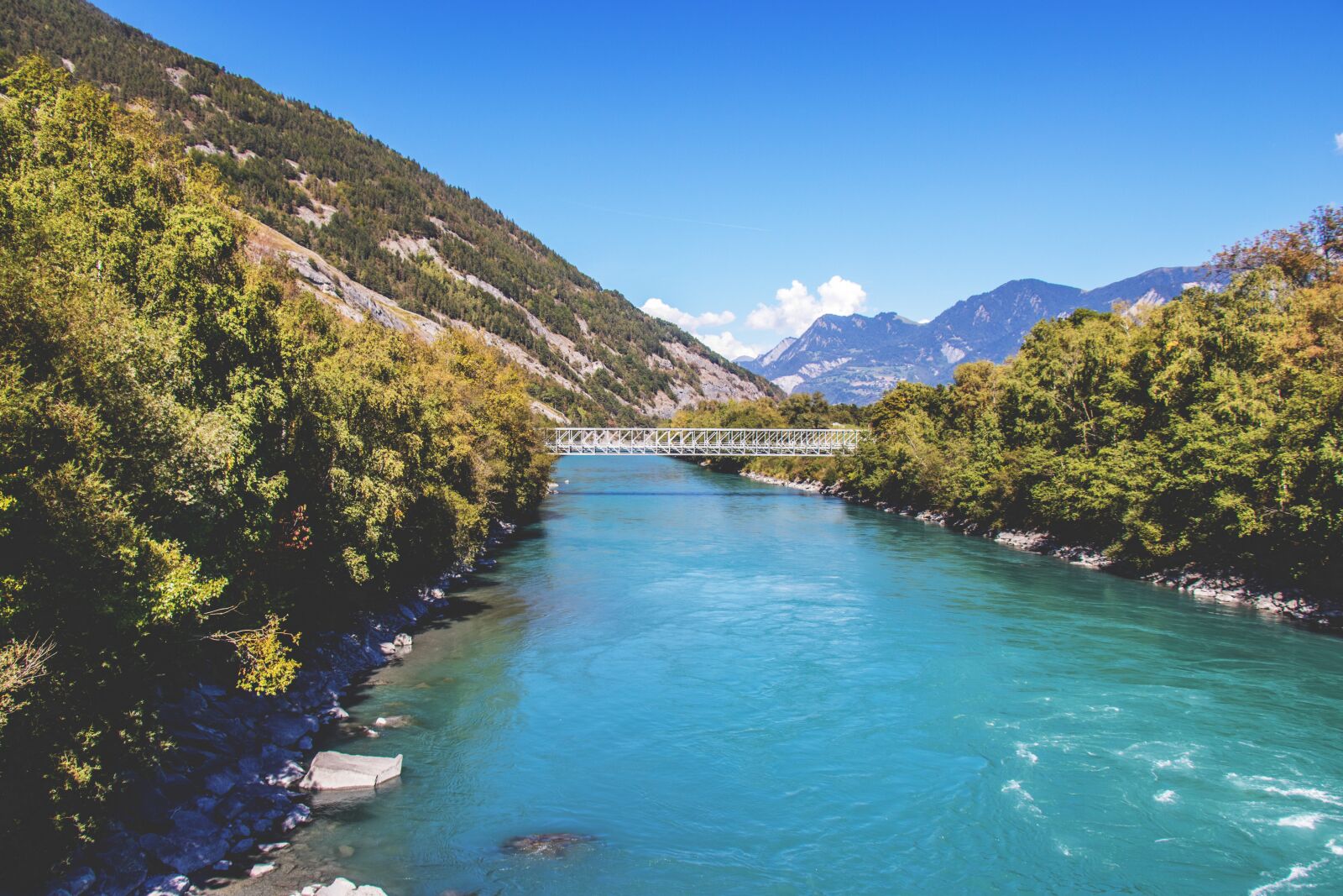 Canon EF-S 18-135mm F3.5-5.6 IS USM sample photo. Bridge, chur, graubünden photography