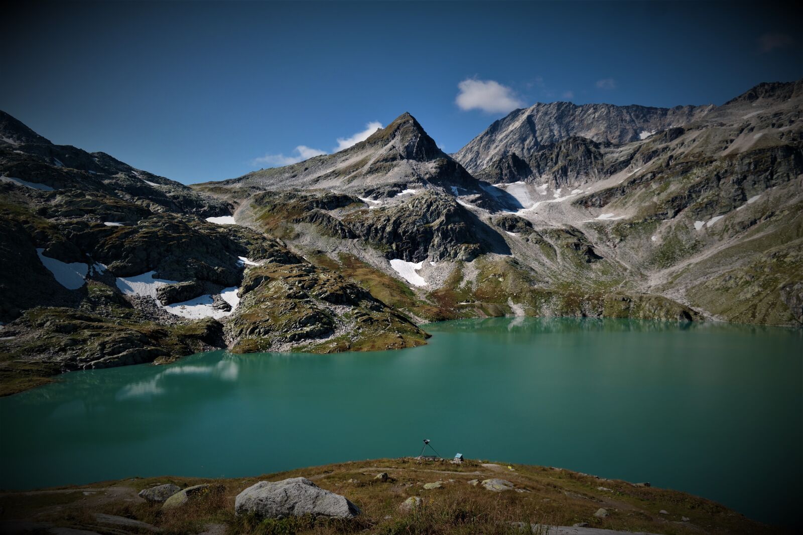 Samsung NX30 + NX 18-55mm F3.5-5.6 sample photo. Bergsee, mountains, alpine photography