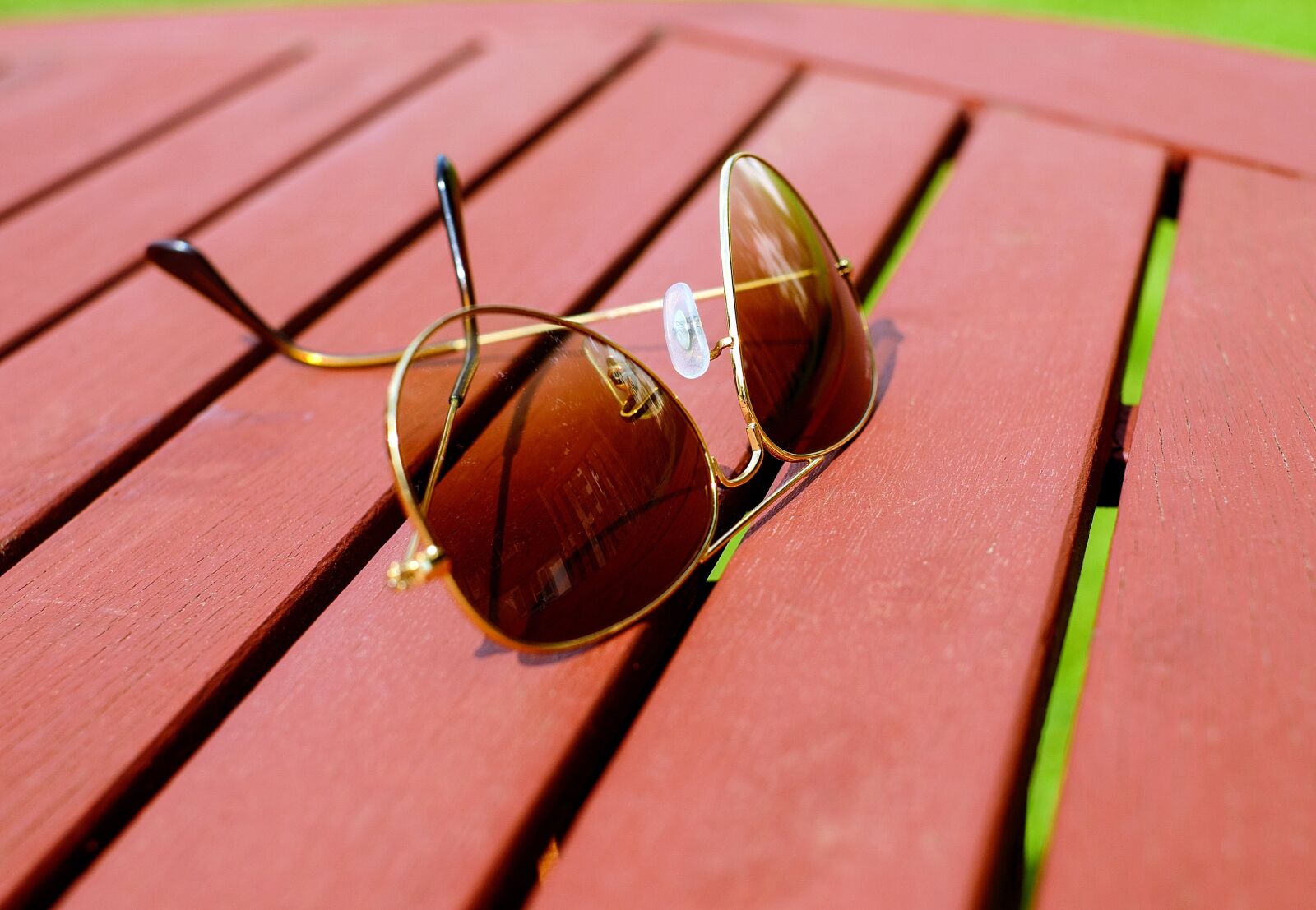 Fujifilm X-T10 + Fujifilm XF 35mm F1.4 R sample photo. Sunglasses, glasses, eye protection photography