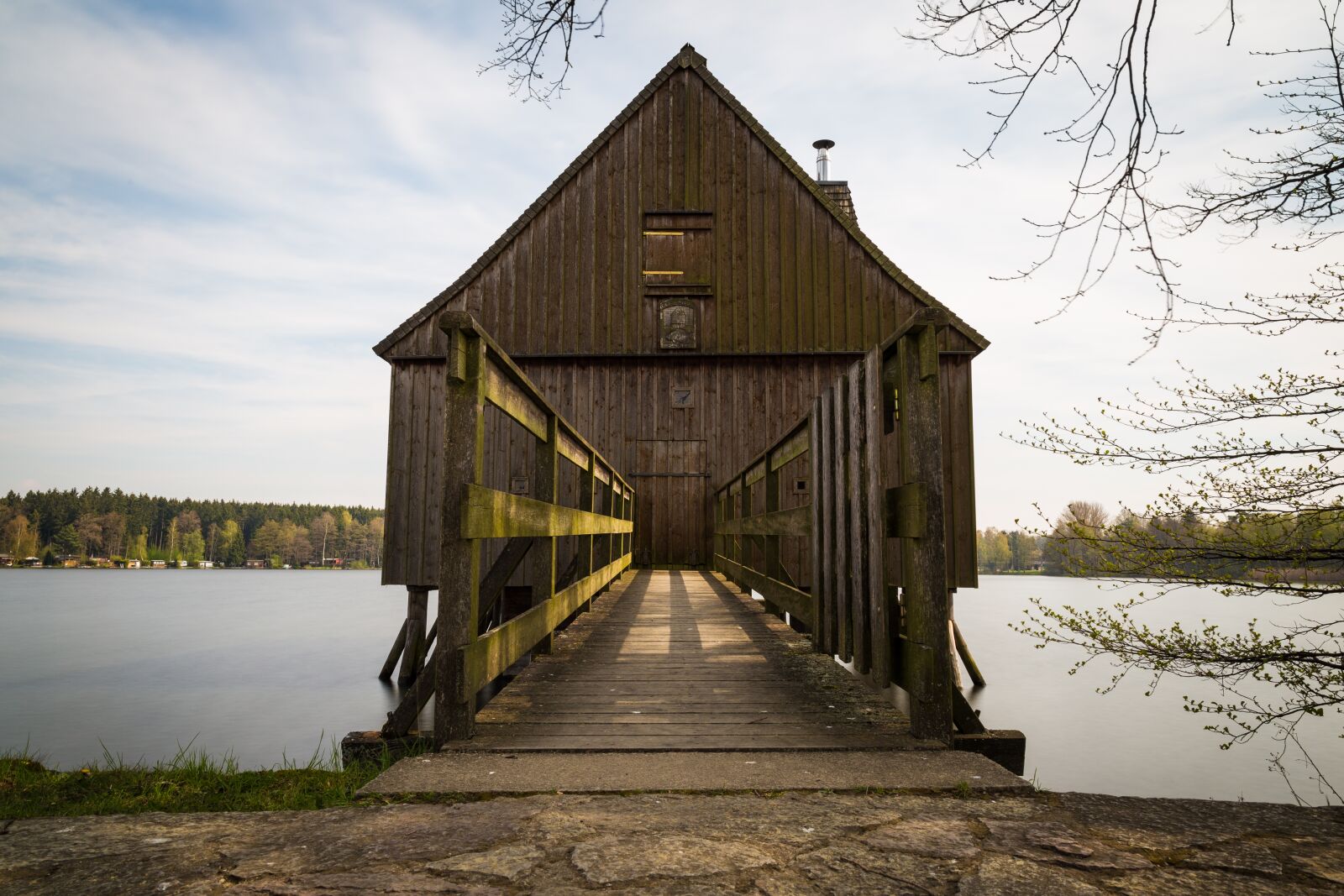Canon EF 24-105mm F3.5-5.6 IS STM sample photo. The pond house, lake photography