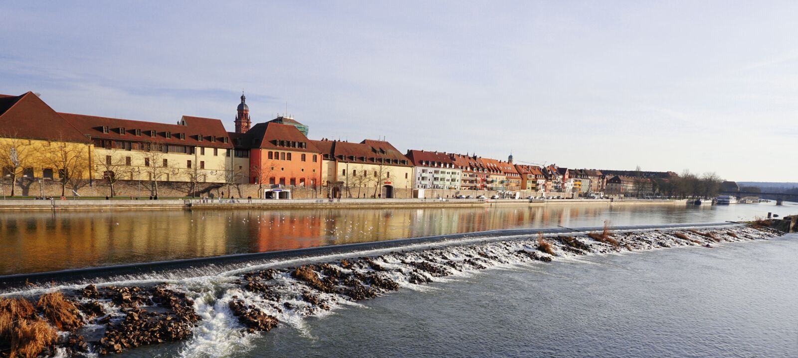 Sony E 16-50mm F3.5-5.6 PZ OSS sample photo. Waters, panorama, travel photography