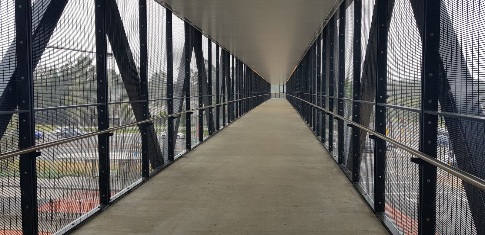 Samsung SM-G955F sample photo. Bridge, cage, urban photography