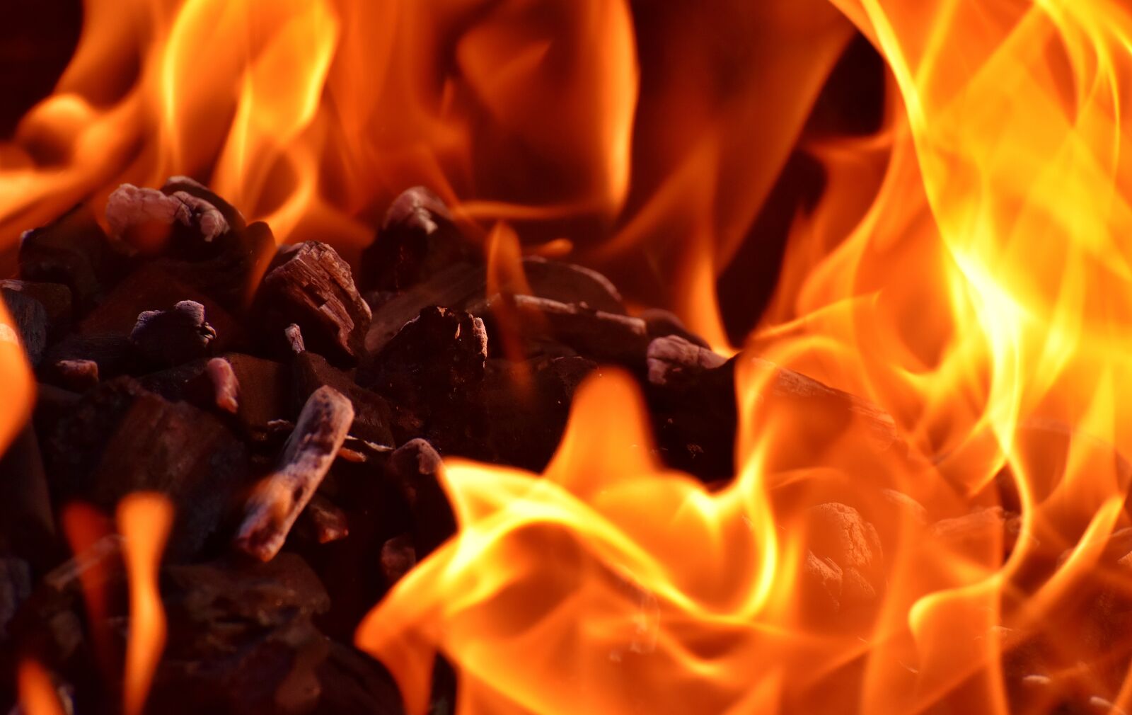 Nikon D7200 sample photo. Fire, flame, carbon photography