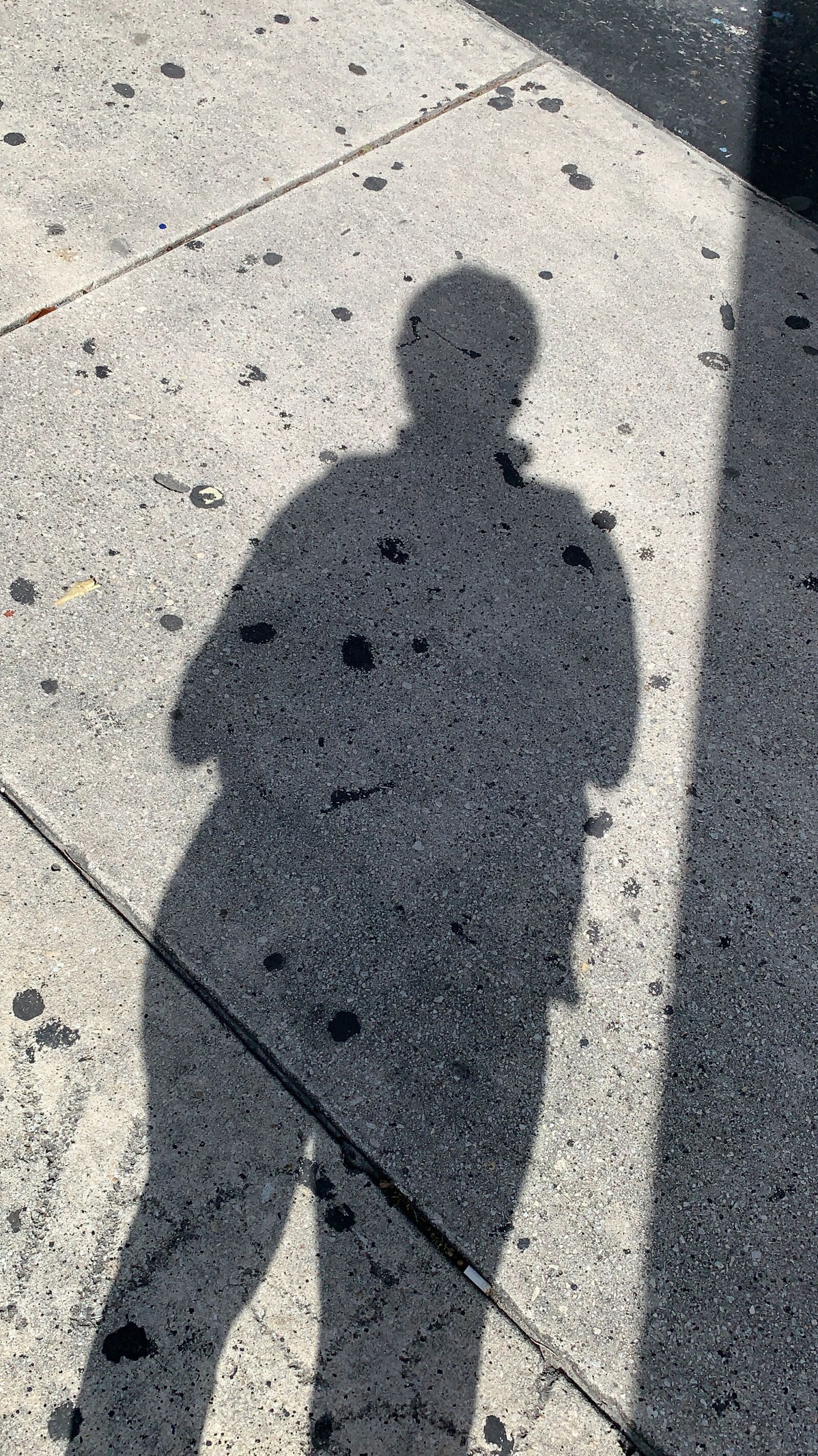 iPhone XR back camera 4.25mm f/1.8 sample photo. Shadow, sidewalk, concrete photography