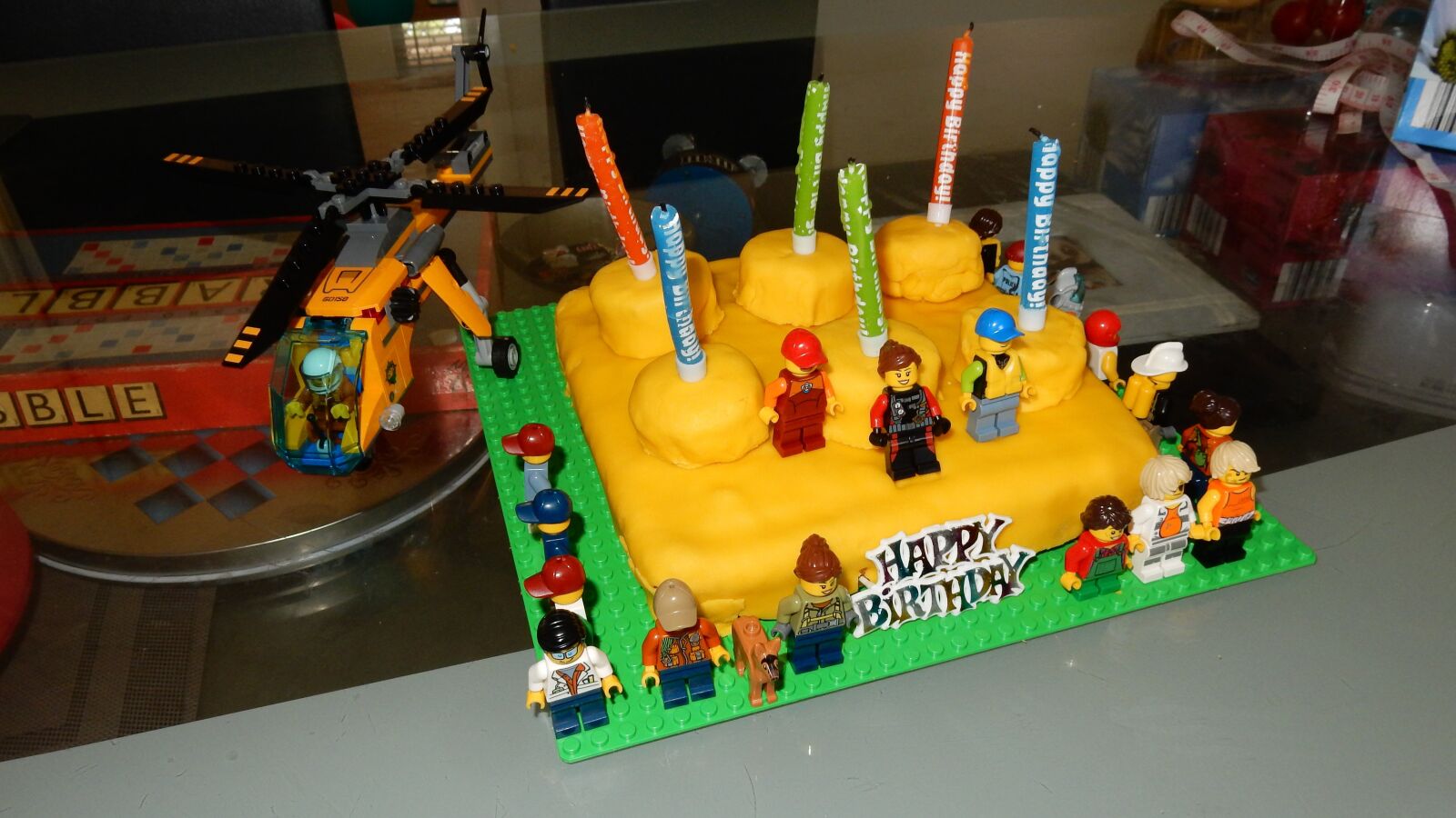 Nikon Coolpix S9700 sample photo. Birthday cake, cake, birthday photography