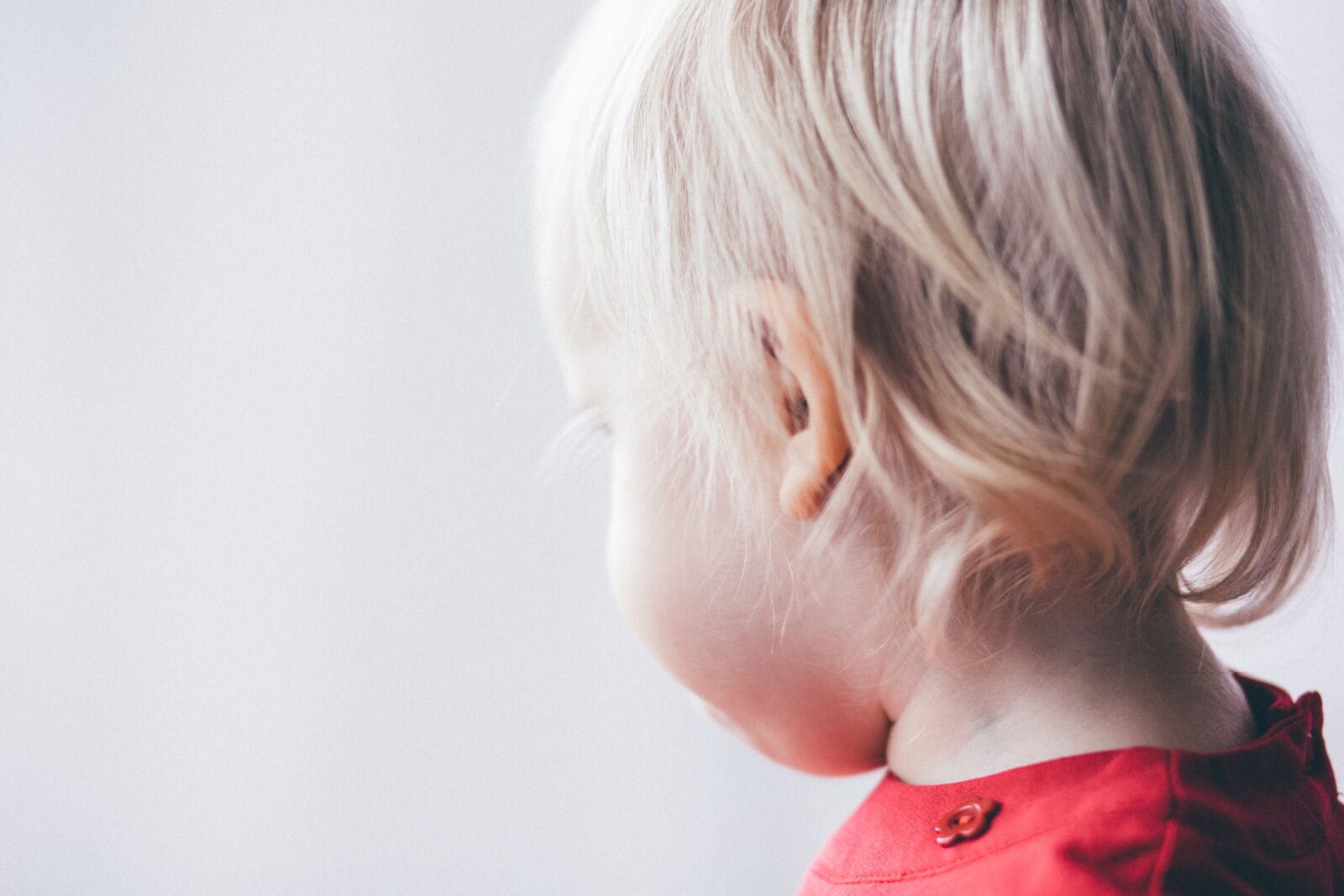 Canon EF 85mm F1.8 USM sample photo. People, anonymous, baby photography