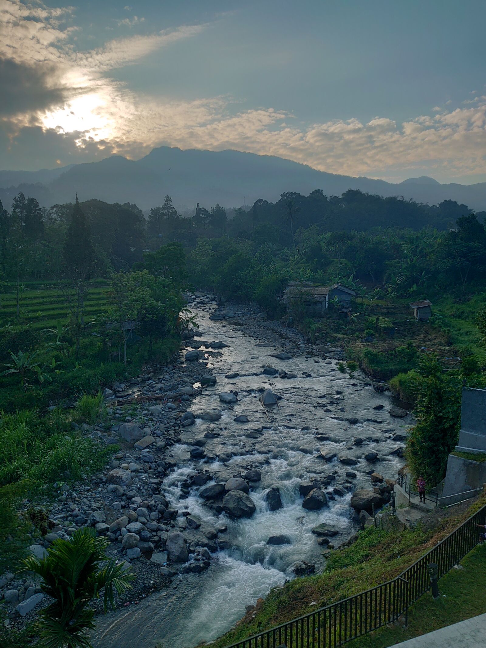 Sony J9210 sample photo. River photography