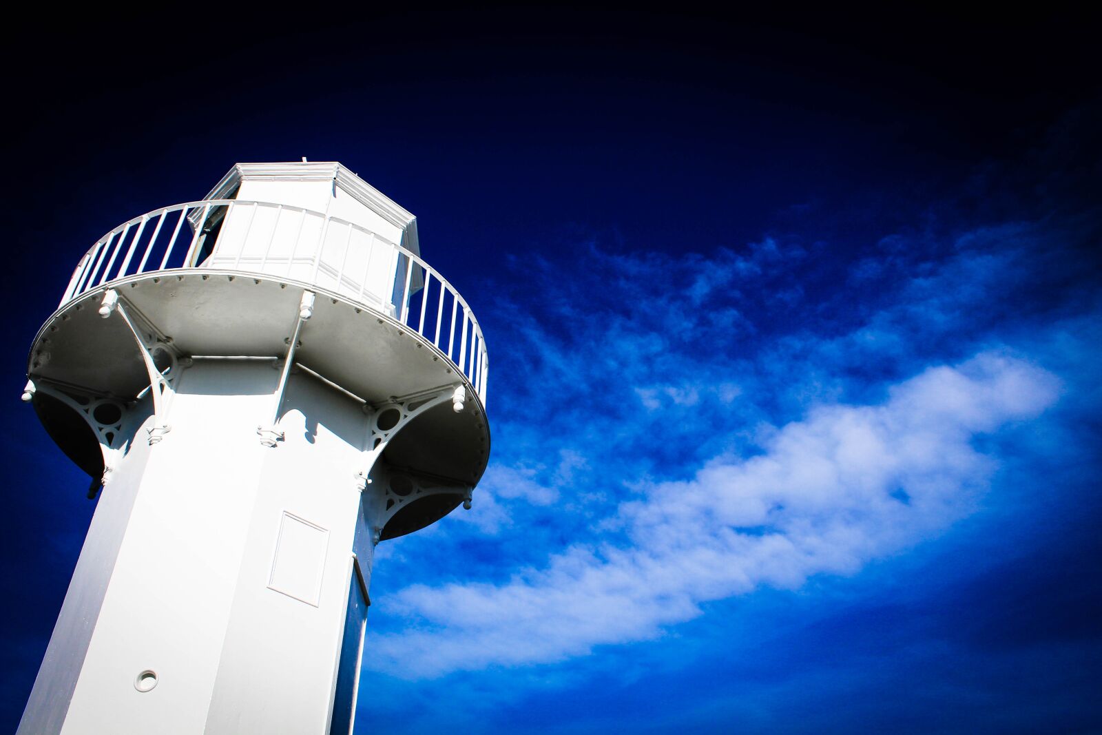 Canon EOS 1200D (EOS Rebel T5 / EOS Kiss X70 / EOS Hi) sample photo. Lighthouse, sky, clouds photography