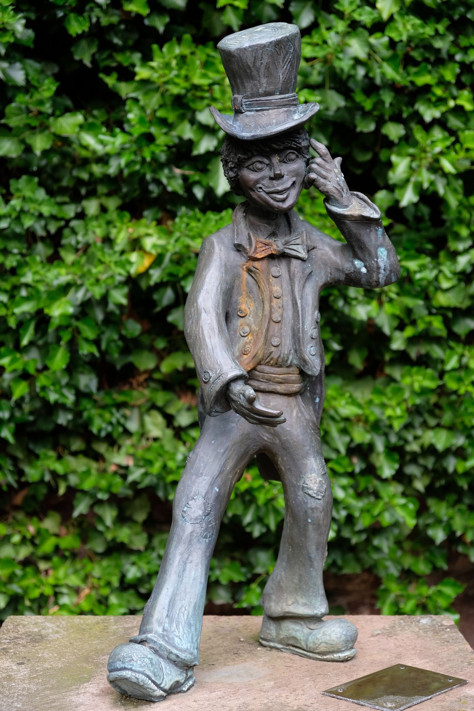 Fujifilm XF 18-55mm F2.8-4 R LM OIS sample photo. Statue, sculpture, figure photography