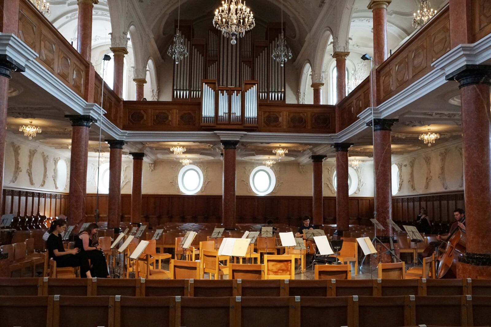 Sony ILCA-77M2 + Sony DT 16-50mm F2.8 SSM sample photo. Church, zurich, st peter photography