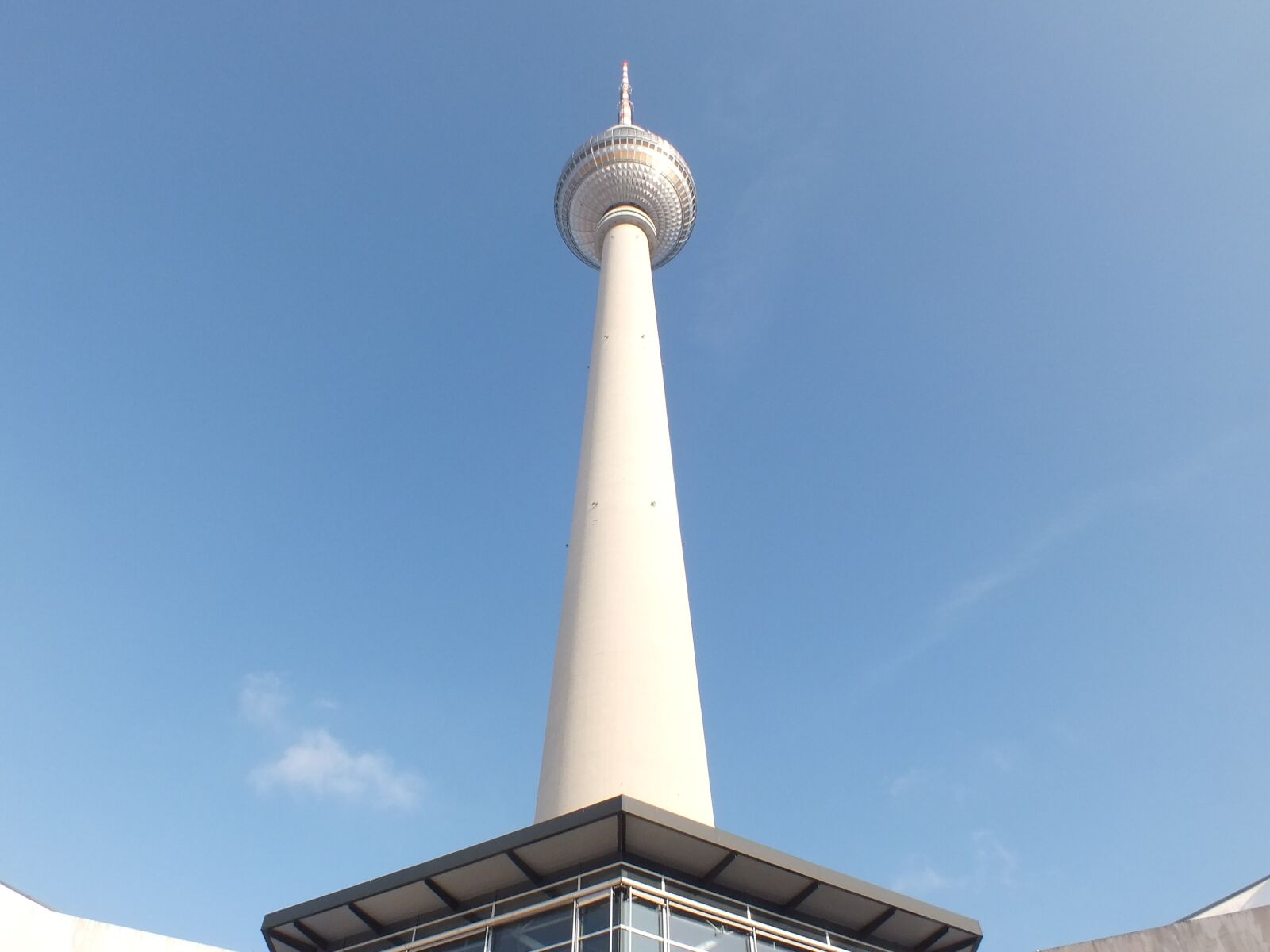 FujiFilm FinePix HS20 EXR (FinePix HS22 EXR) sample photo. Berlin, tv tower, steel photography