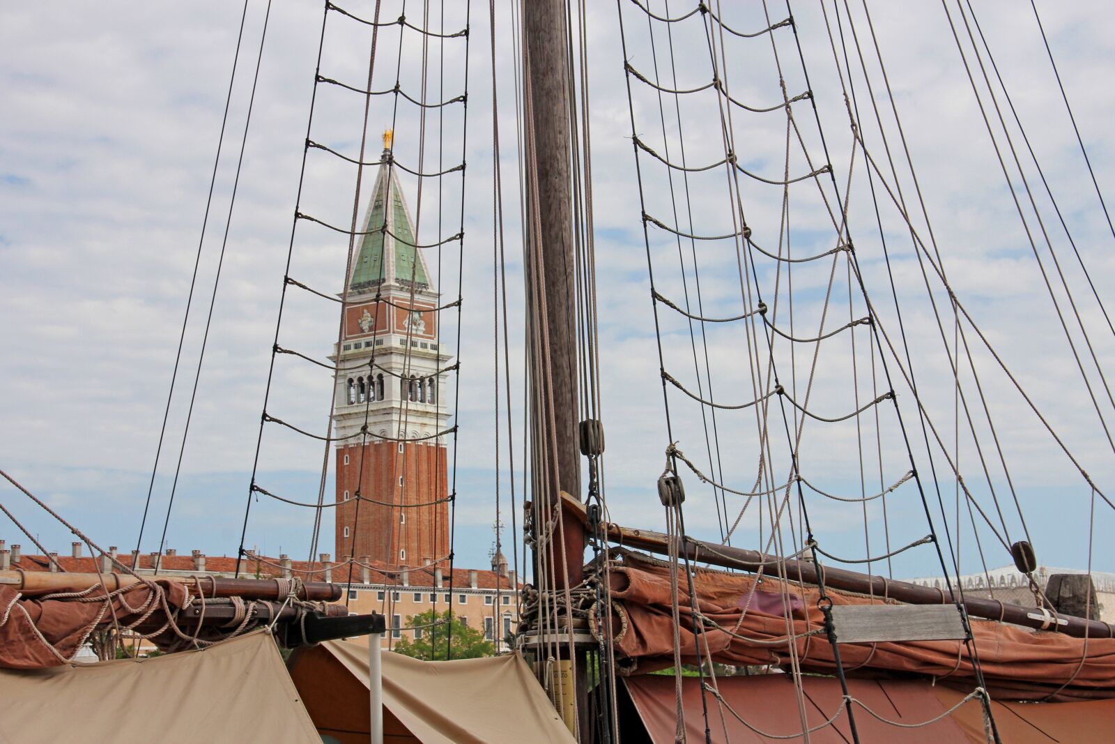 Canon EOS 60D sample photo. Venice, italy, vacations photography