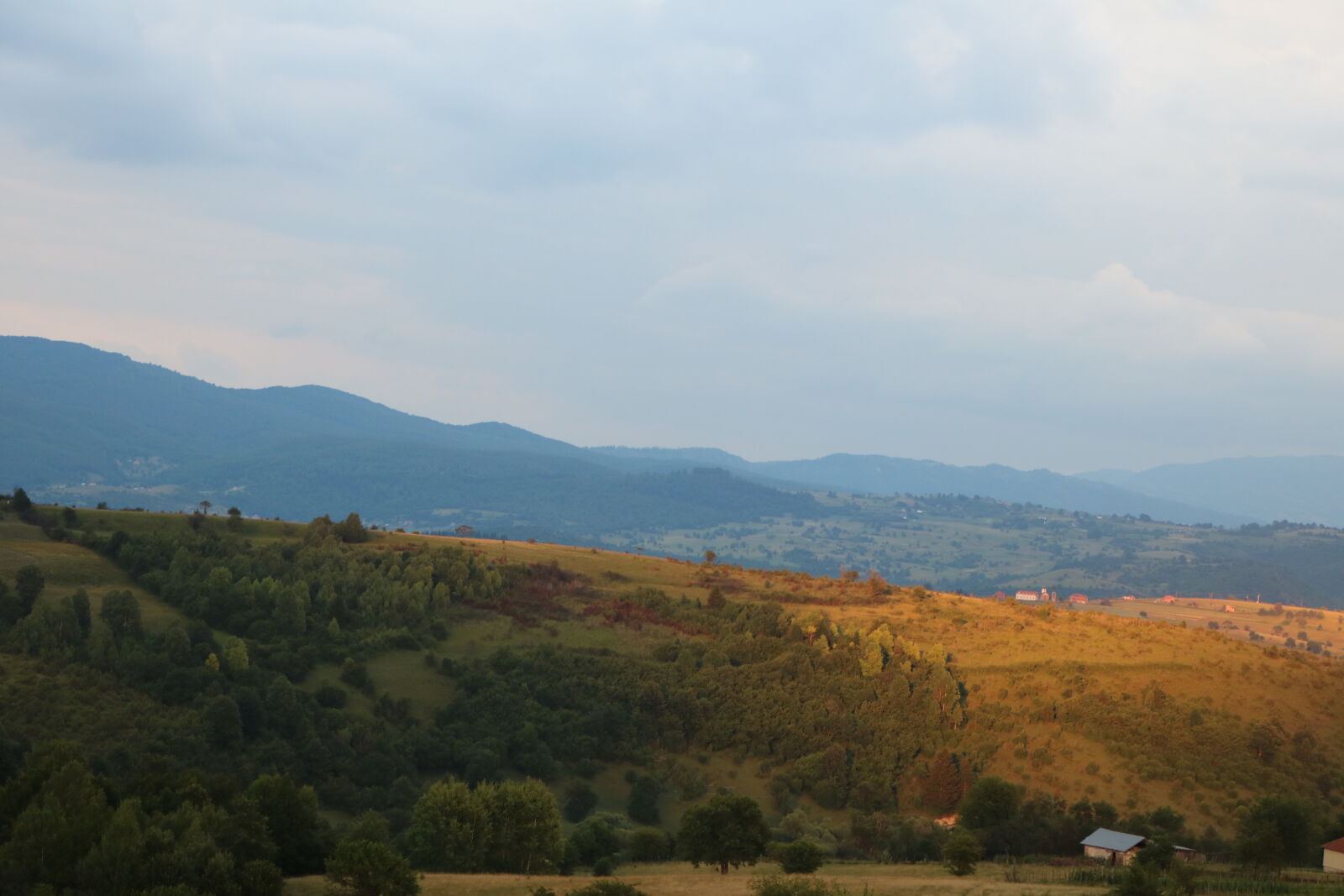 Canon EOS 750D (EOS Rebel T6i / EOS Kiss X8i) sample photo. Bright, dark, evening, sun photography