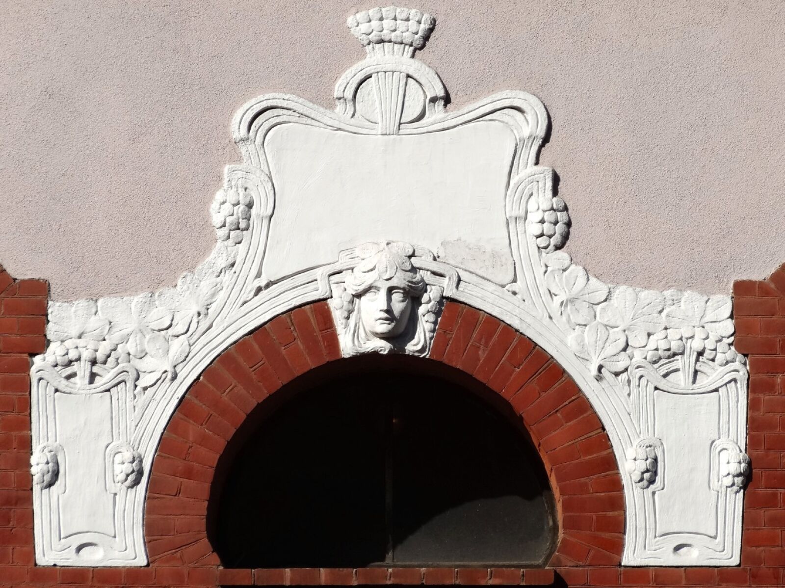 Sony Cyber-shot DSC-HX20V sample photo. Bydgoszcz, art nouveau, relief photography
