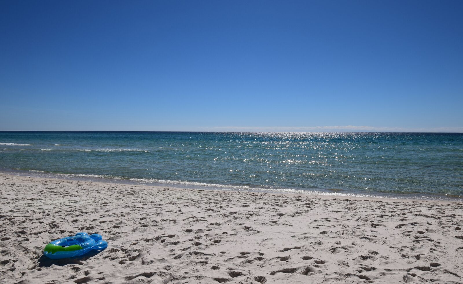 Nikon D3300 sample photo. Lonely beach, nature, sand photography