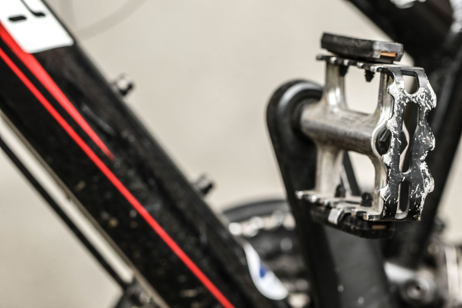 Canon EOS 7D Mark II sample photo. Pedal, bicycle, cycle photography
