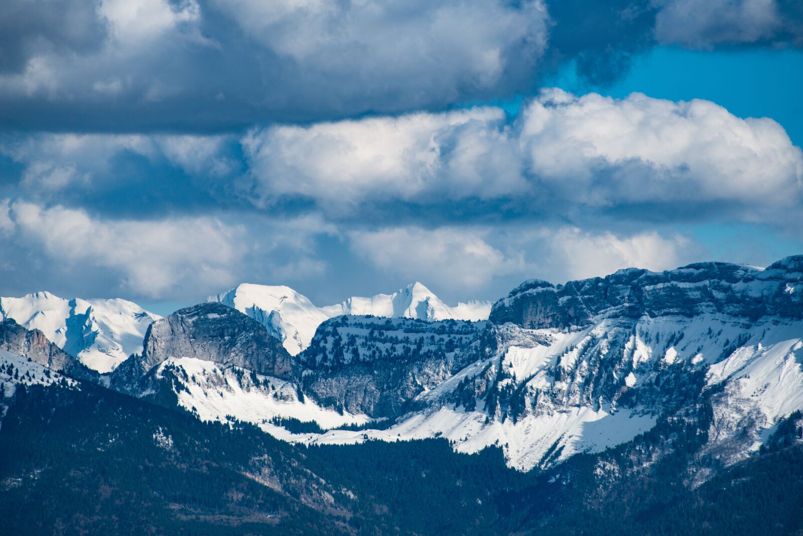 Nikon D800 sample photo. Clouds, cold, landscape photography