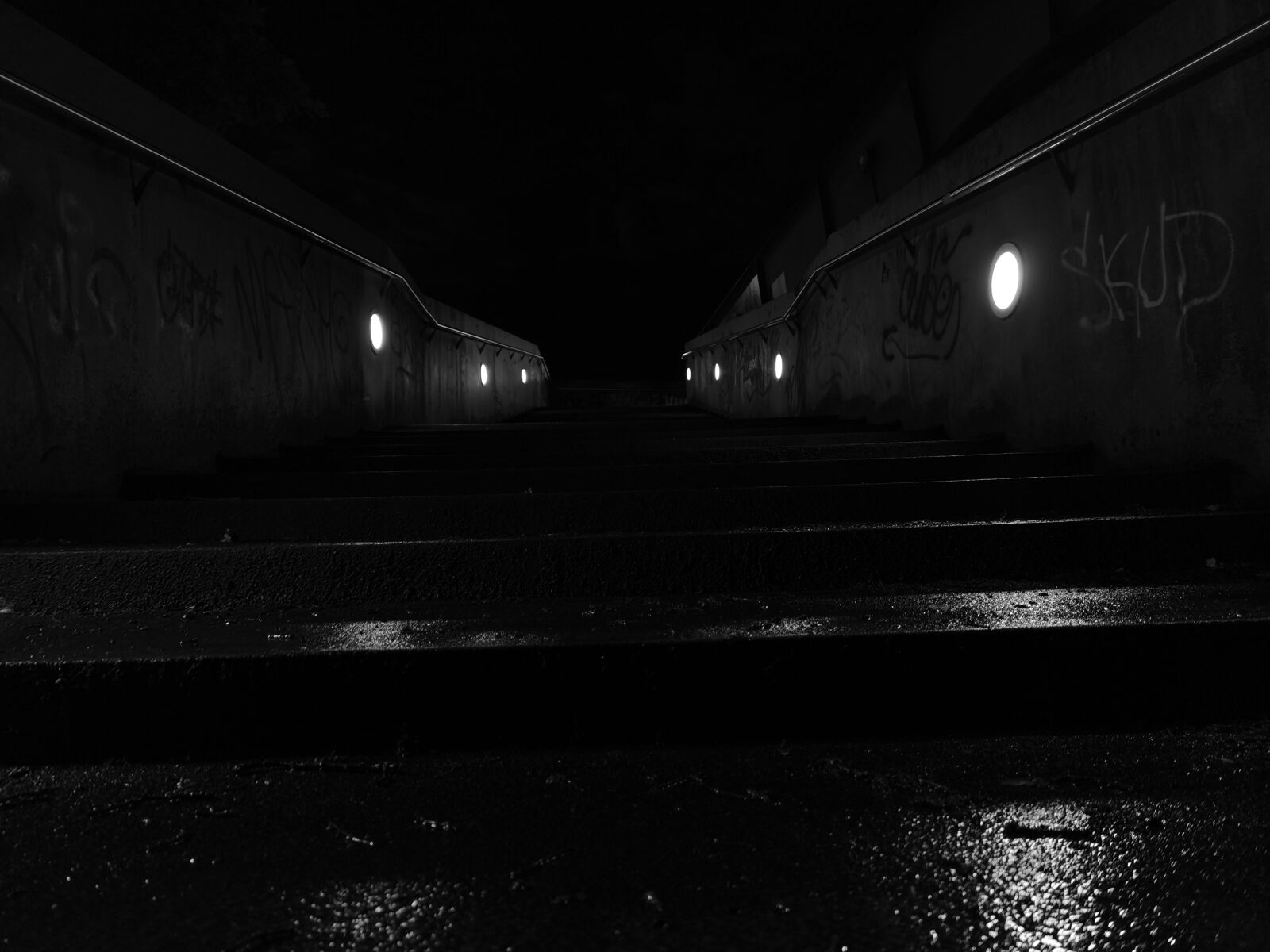 HUAWEI ELS-NX9 sample photo. Stairs, upstairs, light photography