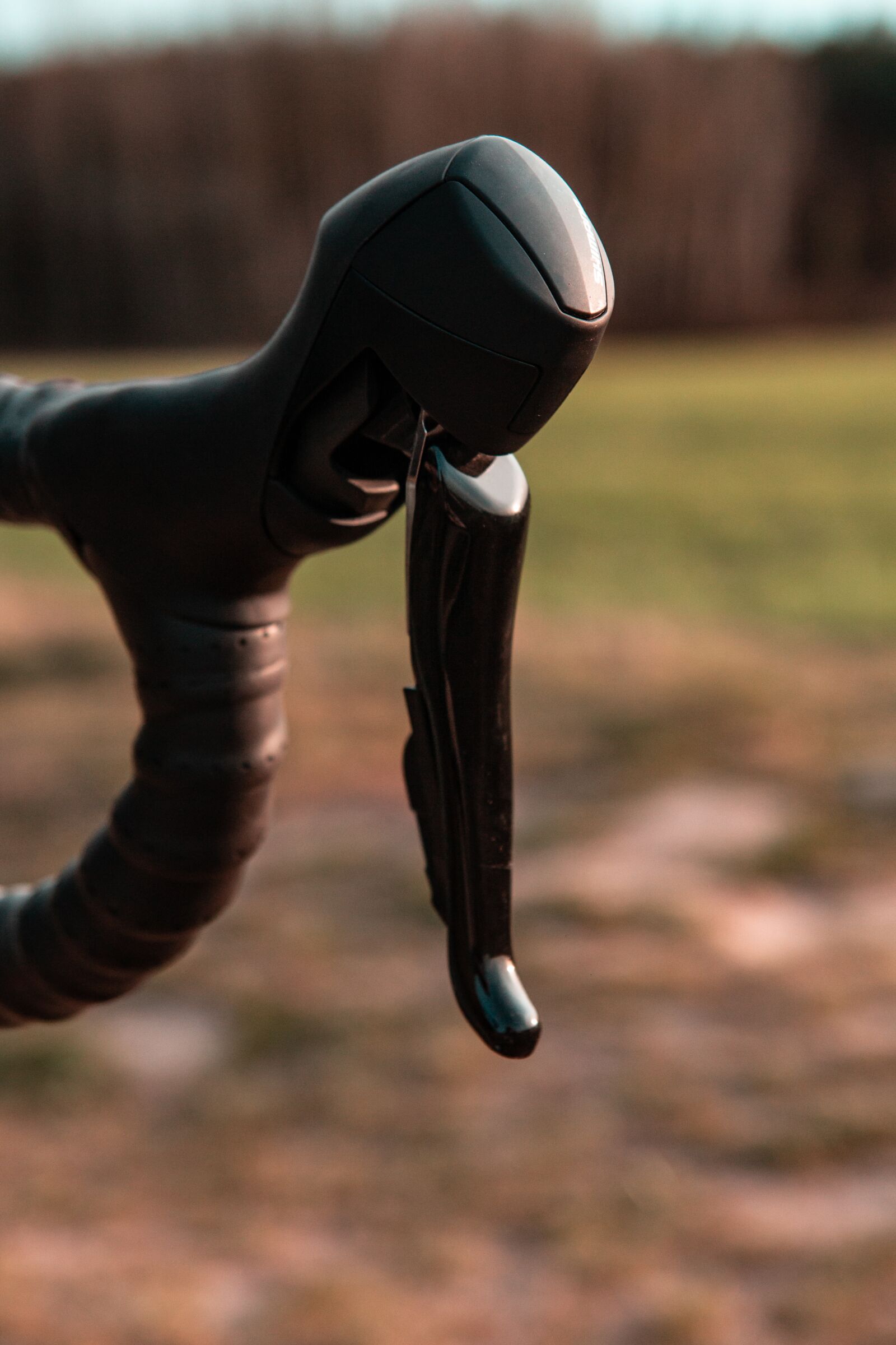 Tamron SP AF 17-50mm F2.8 XR Di II LD Aspherical (IF) sample photo. Bike, aerobars, klamko-shifters photography