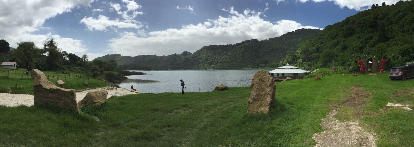 iPhone 6 back camera 4.15mm f/2.2 sample photo. Isolated, peaceful, cute photography