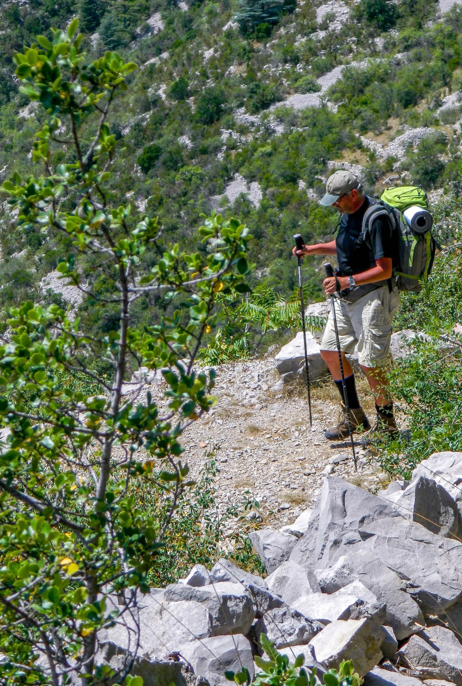Nikon Coolpix L120 sample photo. Hiker, path, hiking photography
