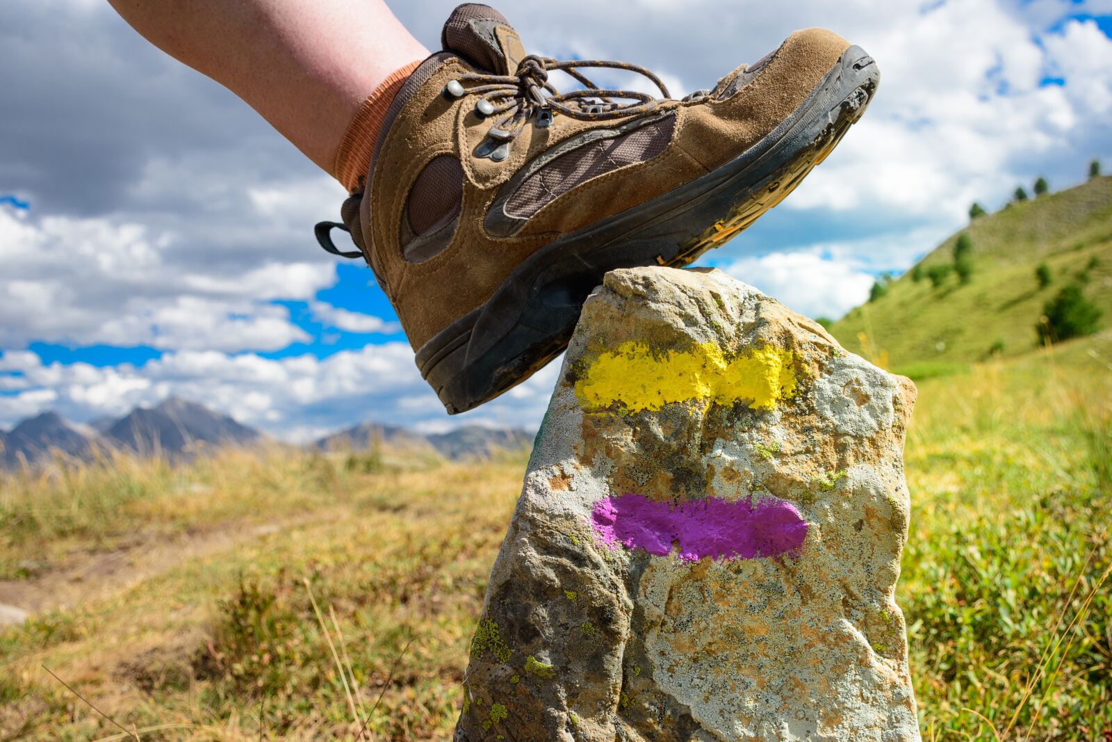 Nikon D5500 sample photo. Shoe, hiking, markup photography