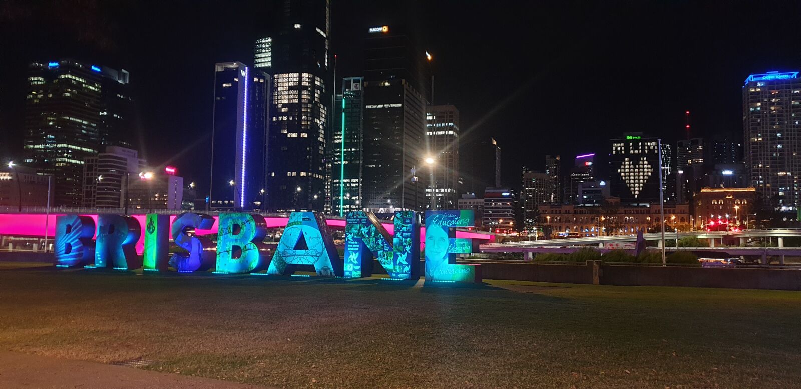 Samsung Galaxy S9+ sample photo. Brisbane city, autumn, night photography