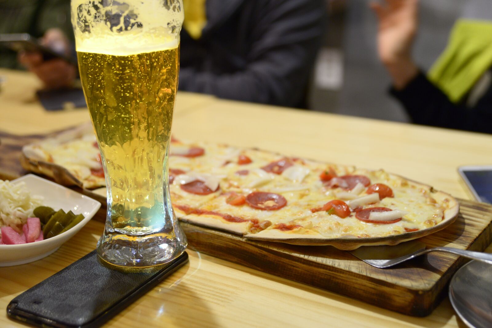 Nikon D610 sample photo. Beer, cup, snack photography