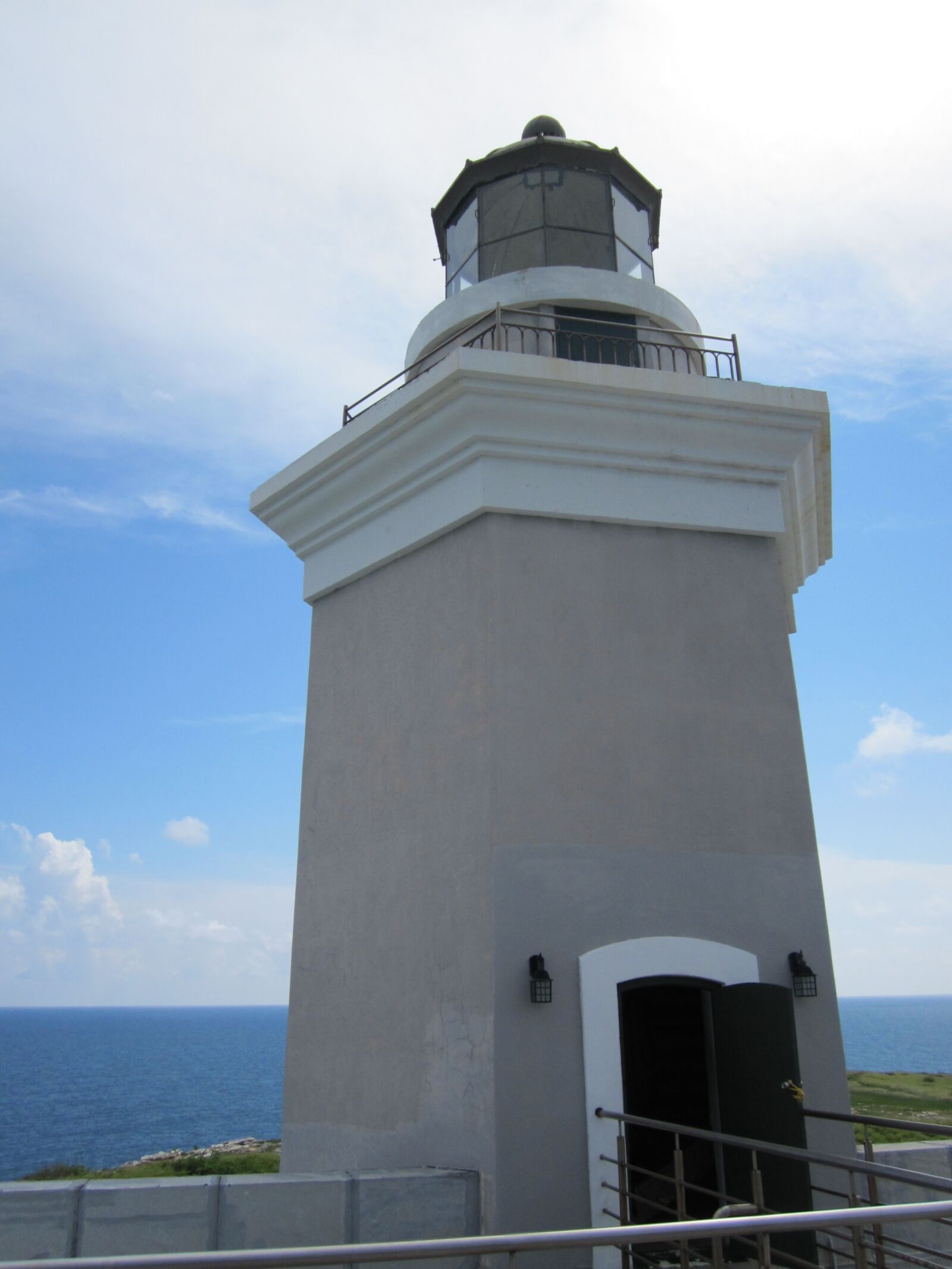 Canon PowerShot SD940 IS (Digital IXUS 120 IS / IXY Digital 220 IS) sample photo. Lighthouse, puerto rico, beach photography