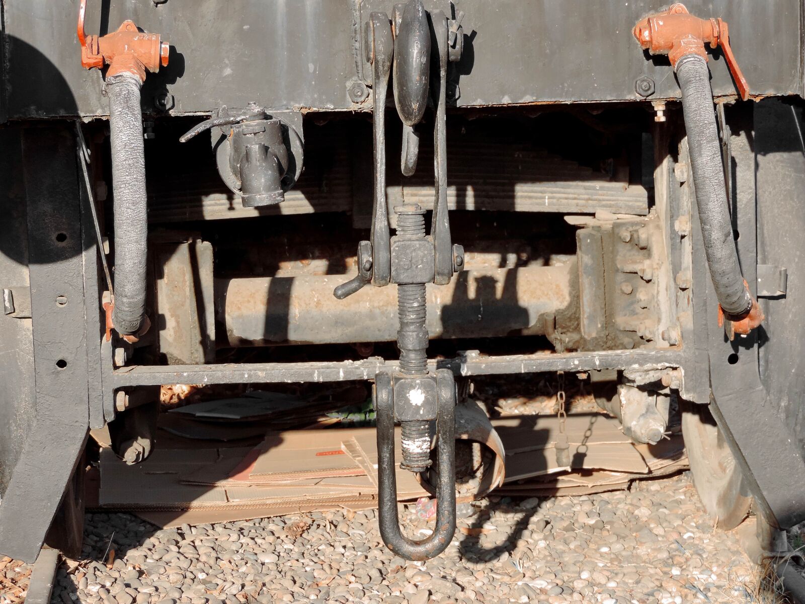 Nikon Coolpix P520 sample photo. Heavy, locomotive, mechanical, old photography