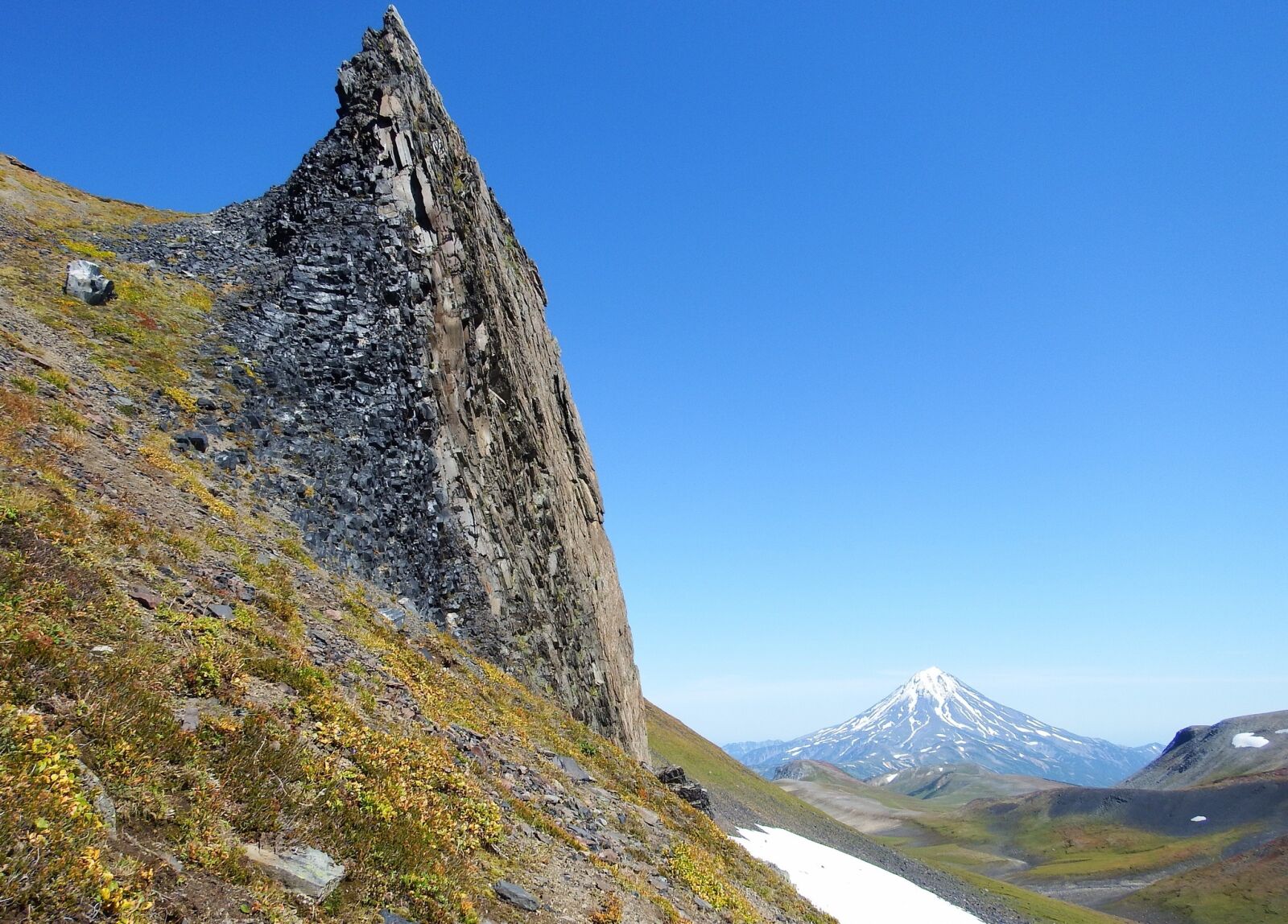 Fujifilm FinePix S1 sample photo. Rock, volcano, mountains photography