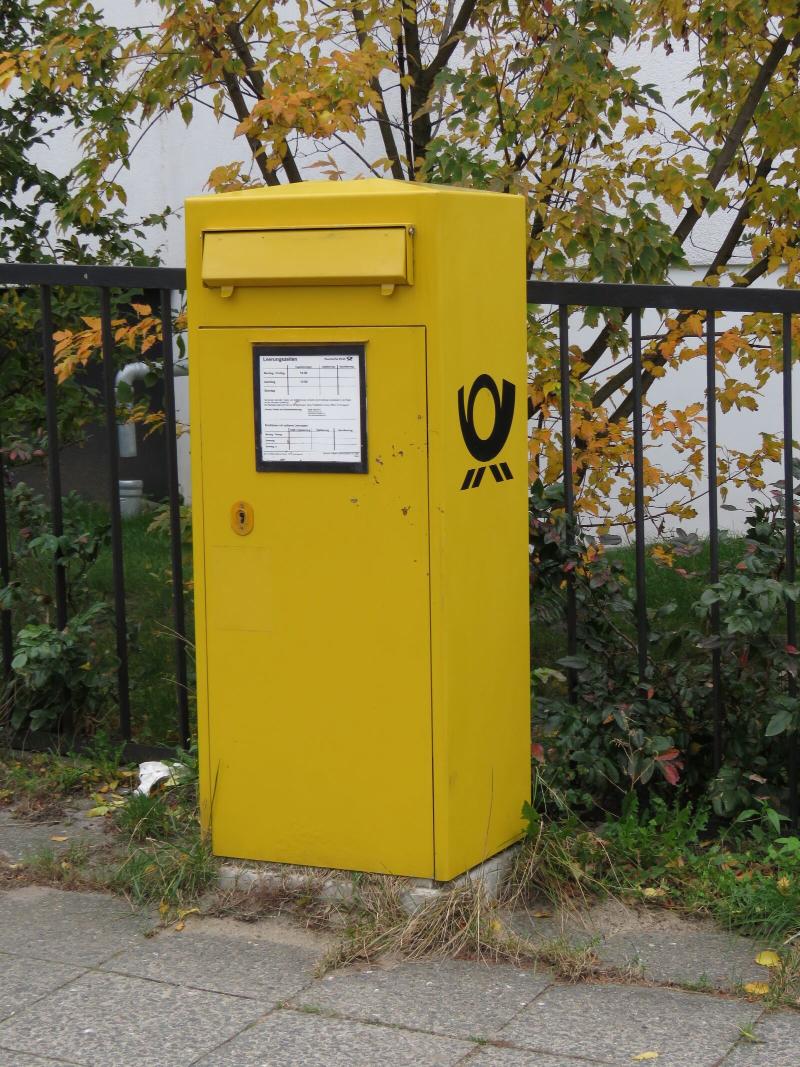 Canon PowerShot SX60 HS sample photo. Mailbox, post, letter boxes photography
