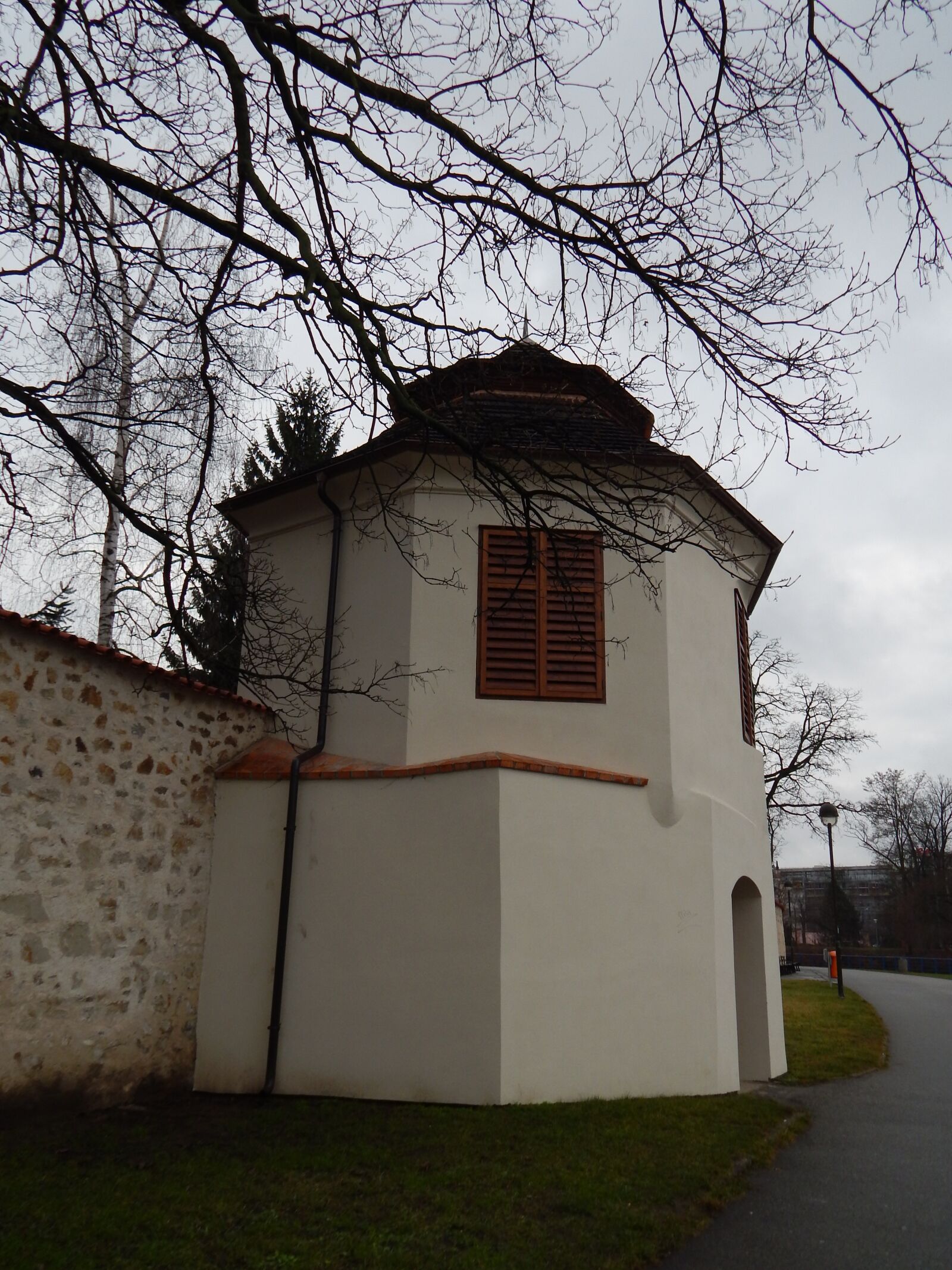 Nikon Coolpix L820 sample photo. Chapel, walk, path photography