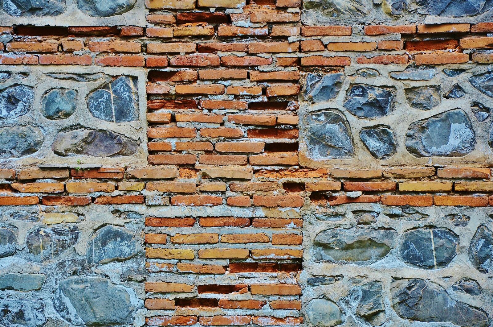 Nikon D7000 sample photo. Stone, brick, wall photography