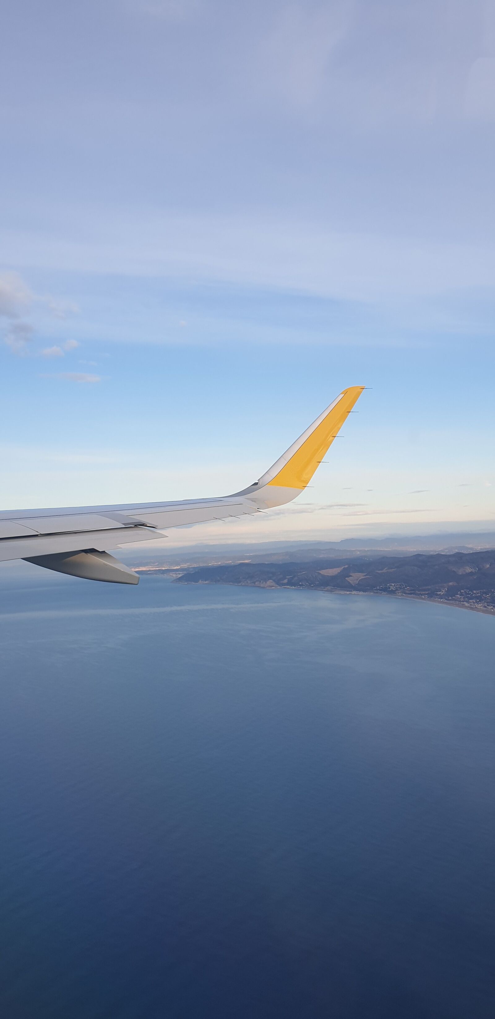 Samsung Galaxy S9+ sample photo. Travel, plane, sky photography