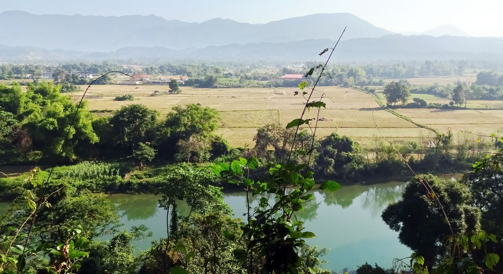 Sony Cyber-shot DSC-WX220 sample photo. Laos, river, vang vieng photography