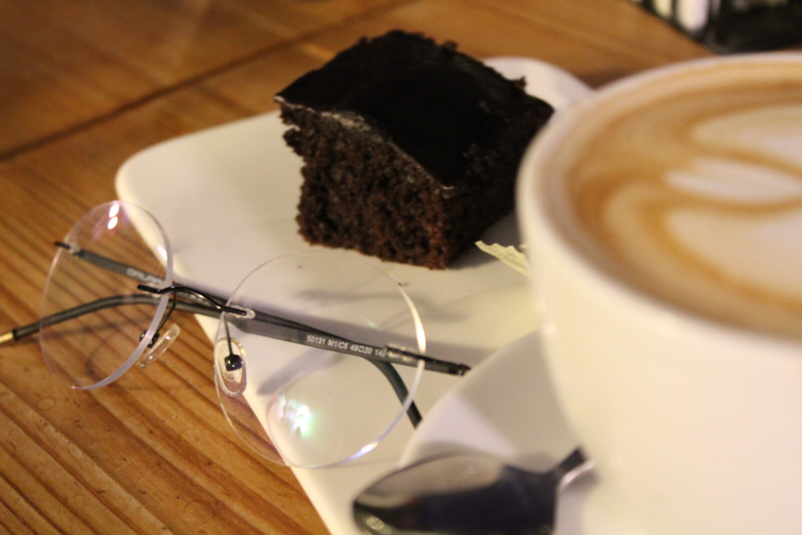 Canon EOS 1300D (EOS Rebel T6 / EOS Kiss X80) sample photo. Chocolate, cake, coffee, coffee photography