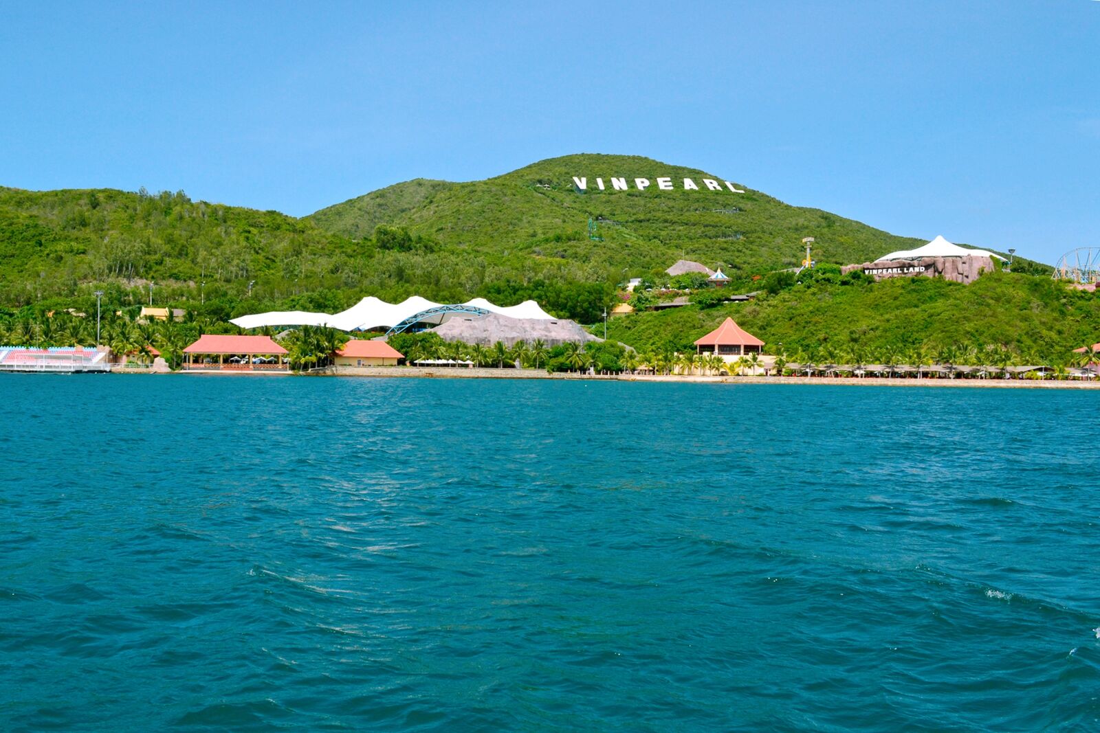 Nikon D3100 sample photo. Nha trang, travel, green photography