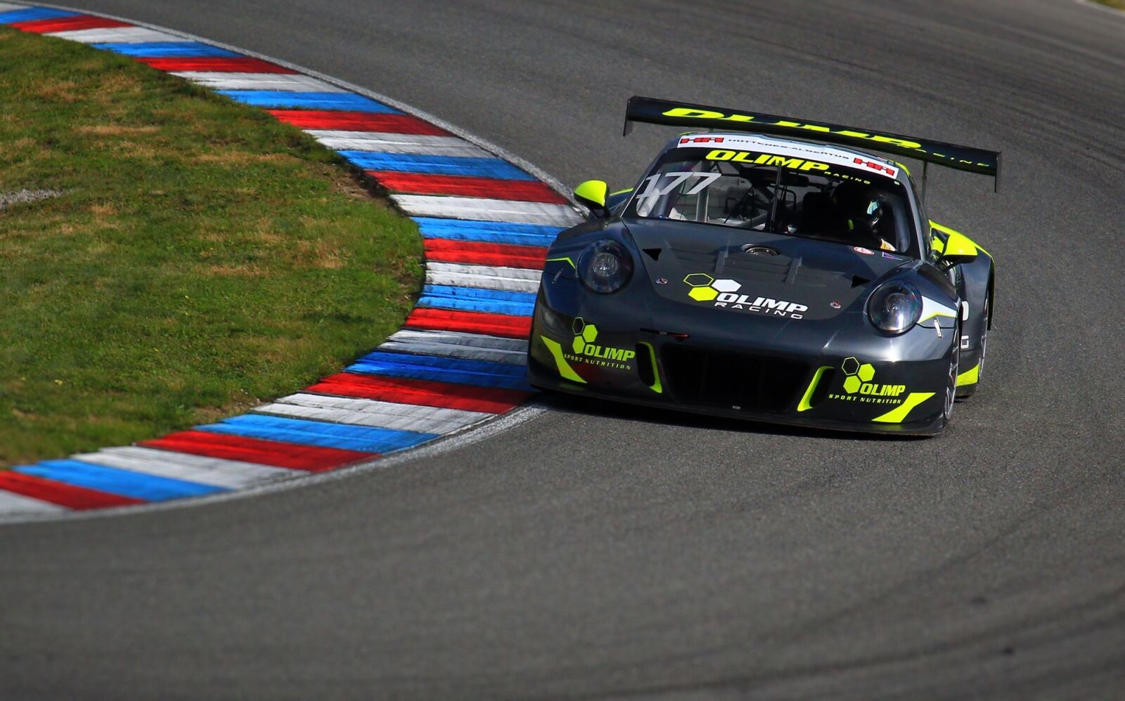 Canon EF-S 55-250mm F4-5.6 IS STM sample photo. Brno, porsche, gt3 photography