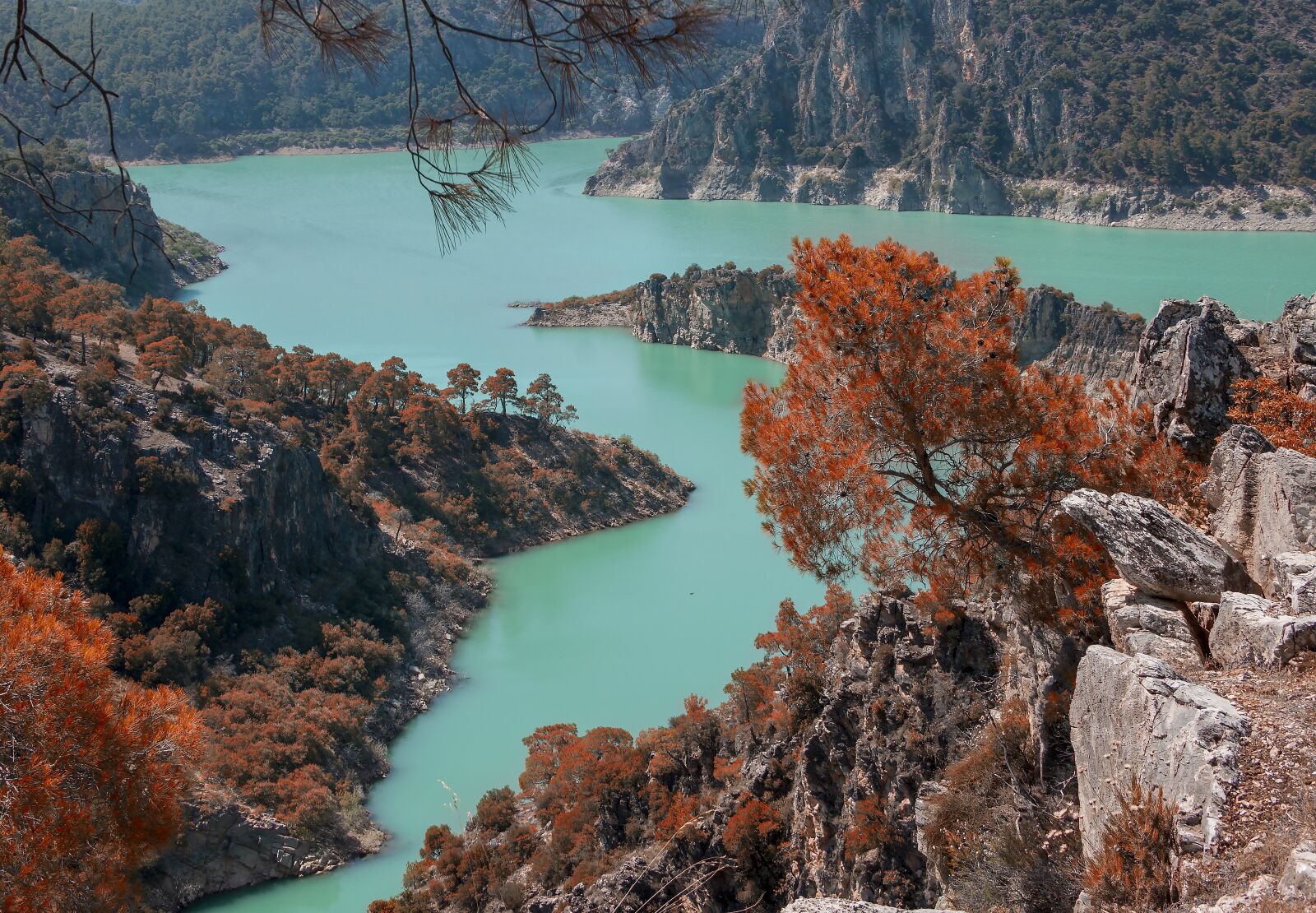 Canon EOS 500D (EOS Rebel T1i / EOS Kiss X3) sample photo. Hidden paradise, arch dam photography