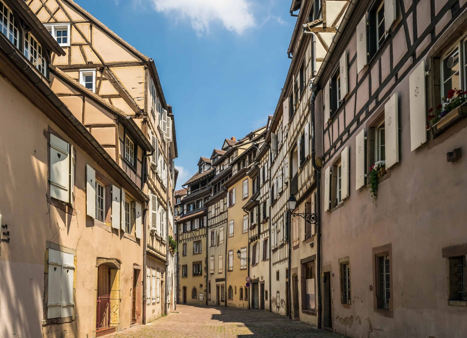Nikon D3300 sample photo. Architecture, city, street, old photography