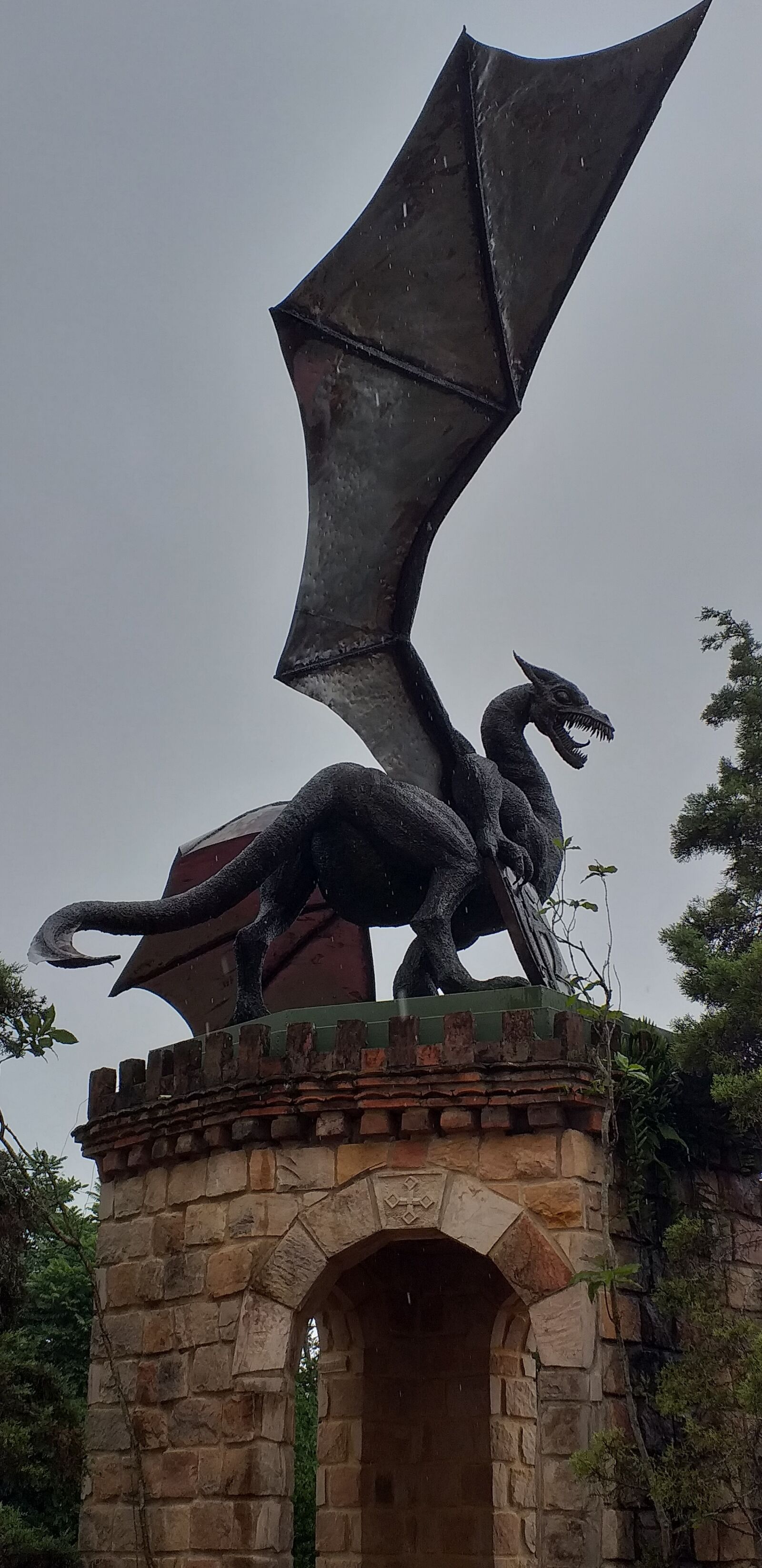 Samsung Galaxy J6+ sample photo. Dragon, statue, dragons photography