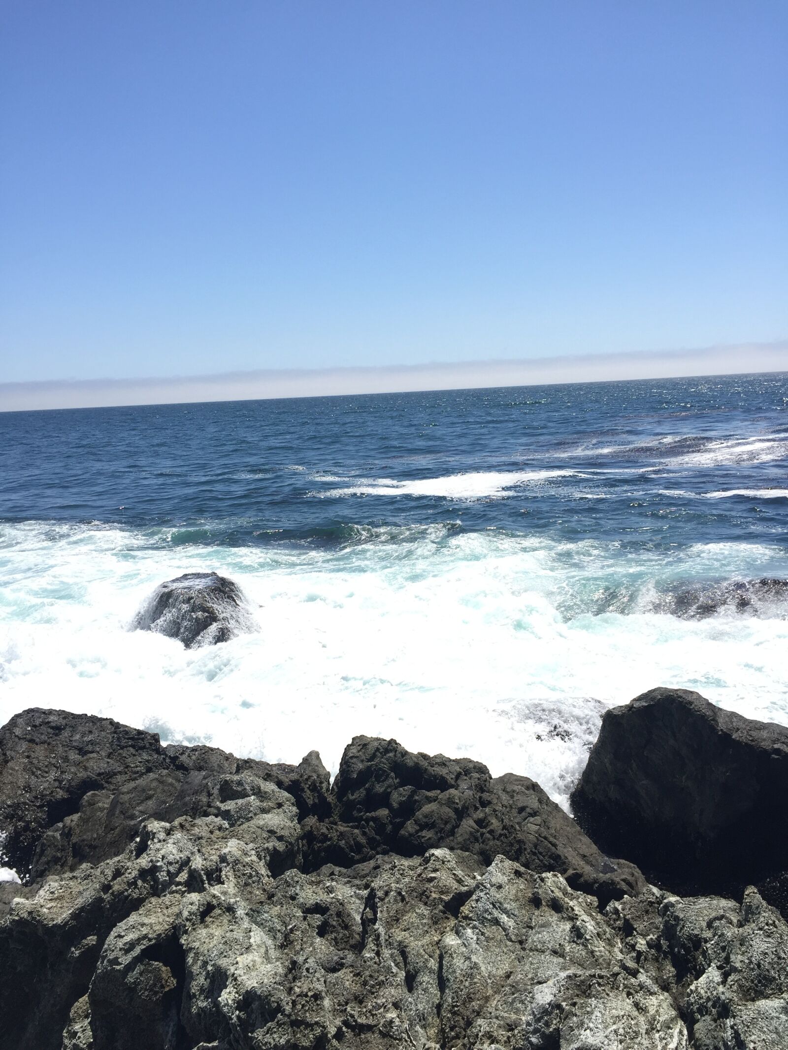 iPhone 6 back camera 4.15mm f/2.2 sample photo. Mountains, water, big photography