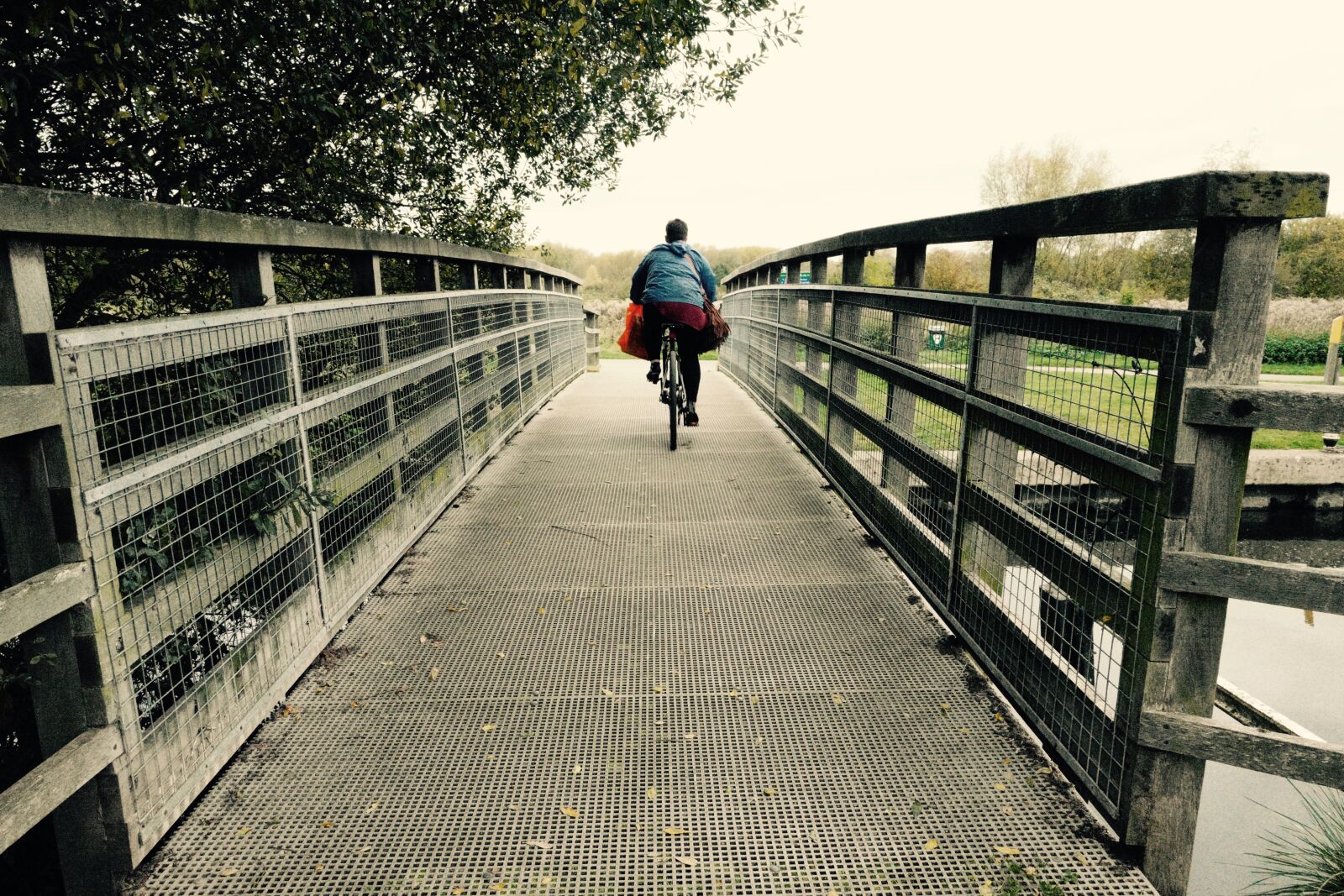 Leica Q (Typ 116) sample photo. Cyclist, theme, hobbies photography