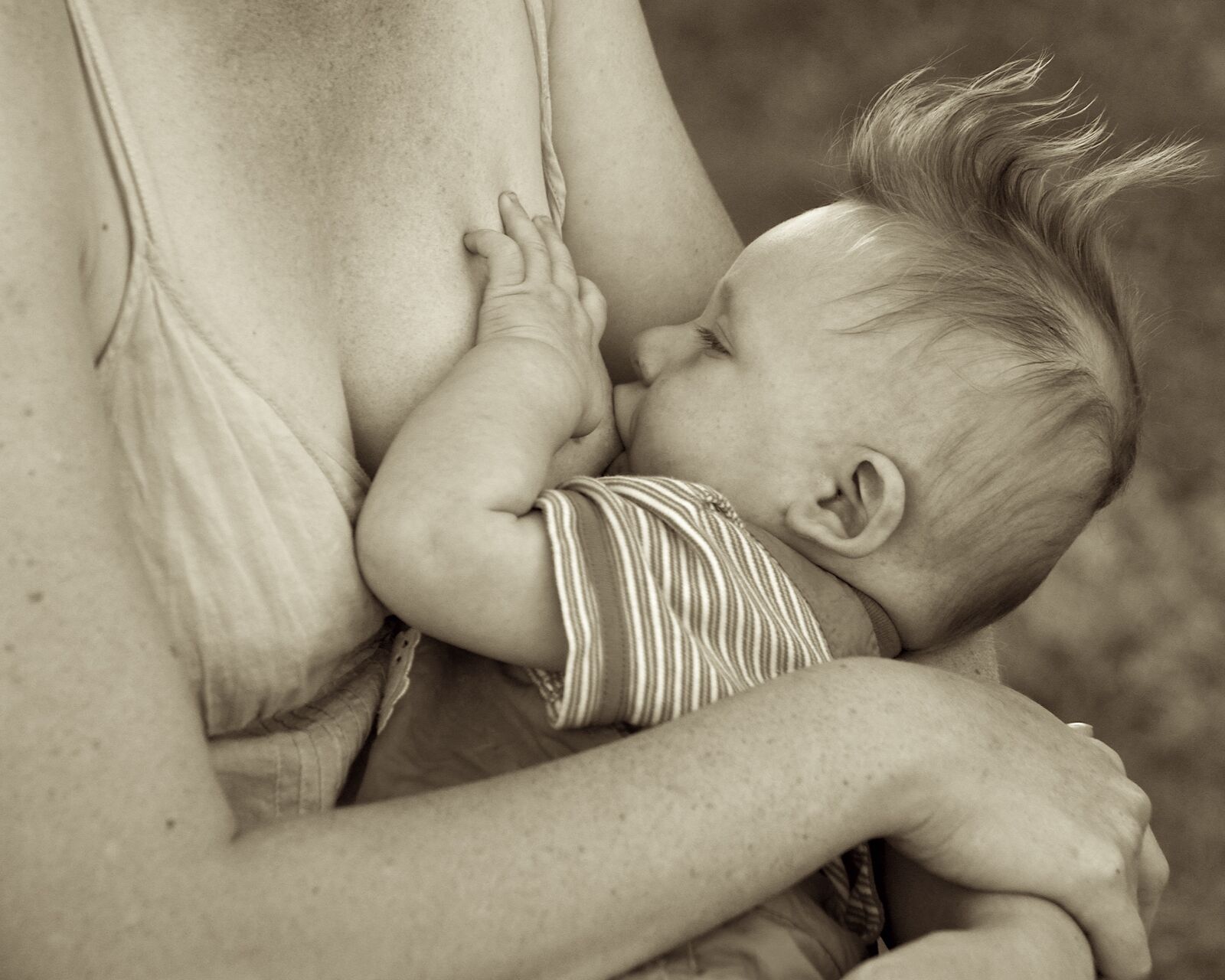 Nikon D90 sample photo. Breastfeeding, baby, boy photography