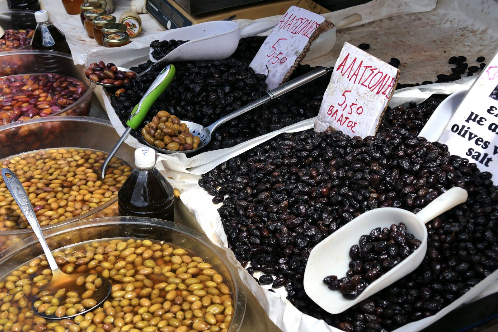 Panasonic Lumix DMC-FZ1000 sample photo. Beans, sweet beans, a photography