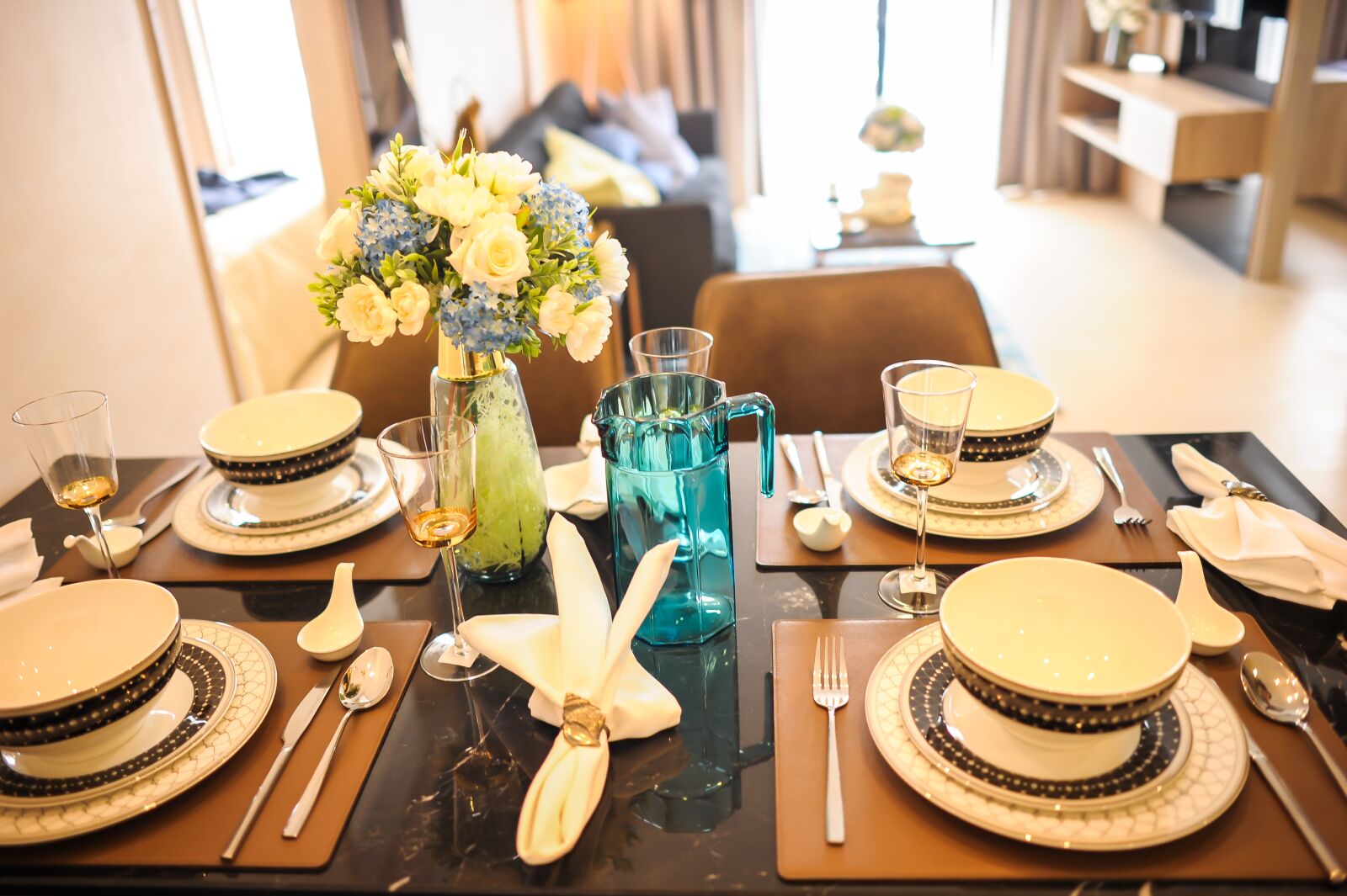 Nikon D3S sample photo. Dining table, plate, together photography