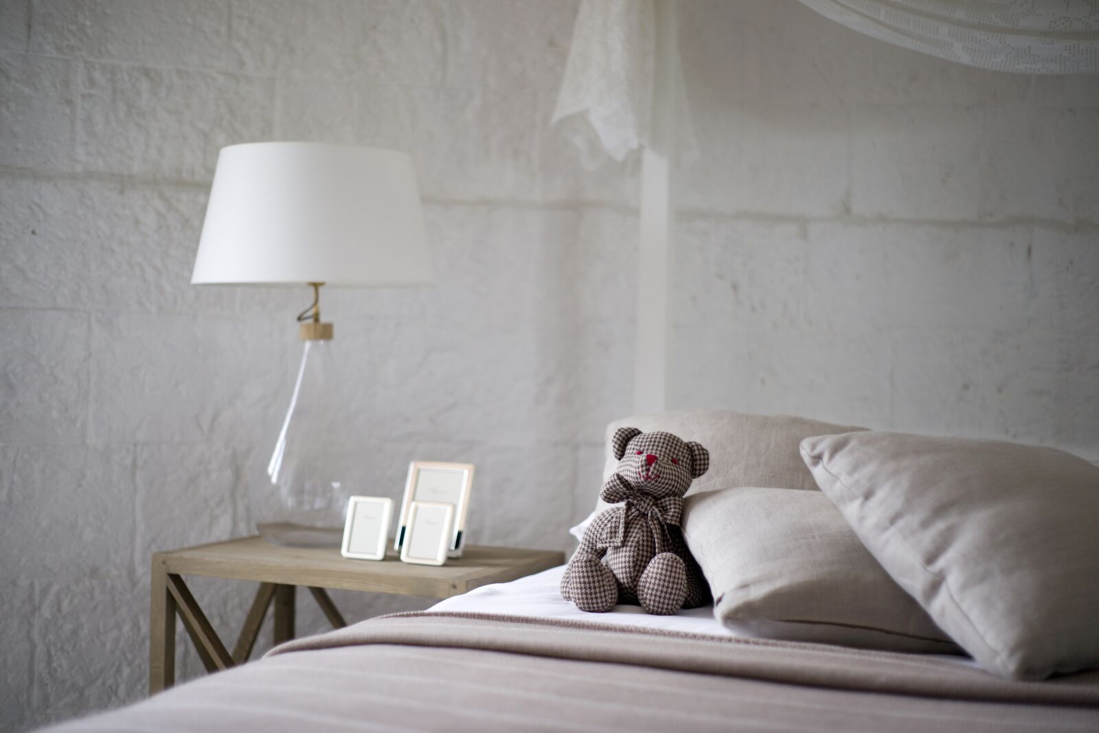 Sony Alpha DSLR-A850 sample photo. Bed, sleep, sheets photography