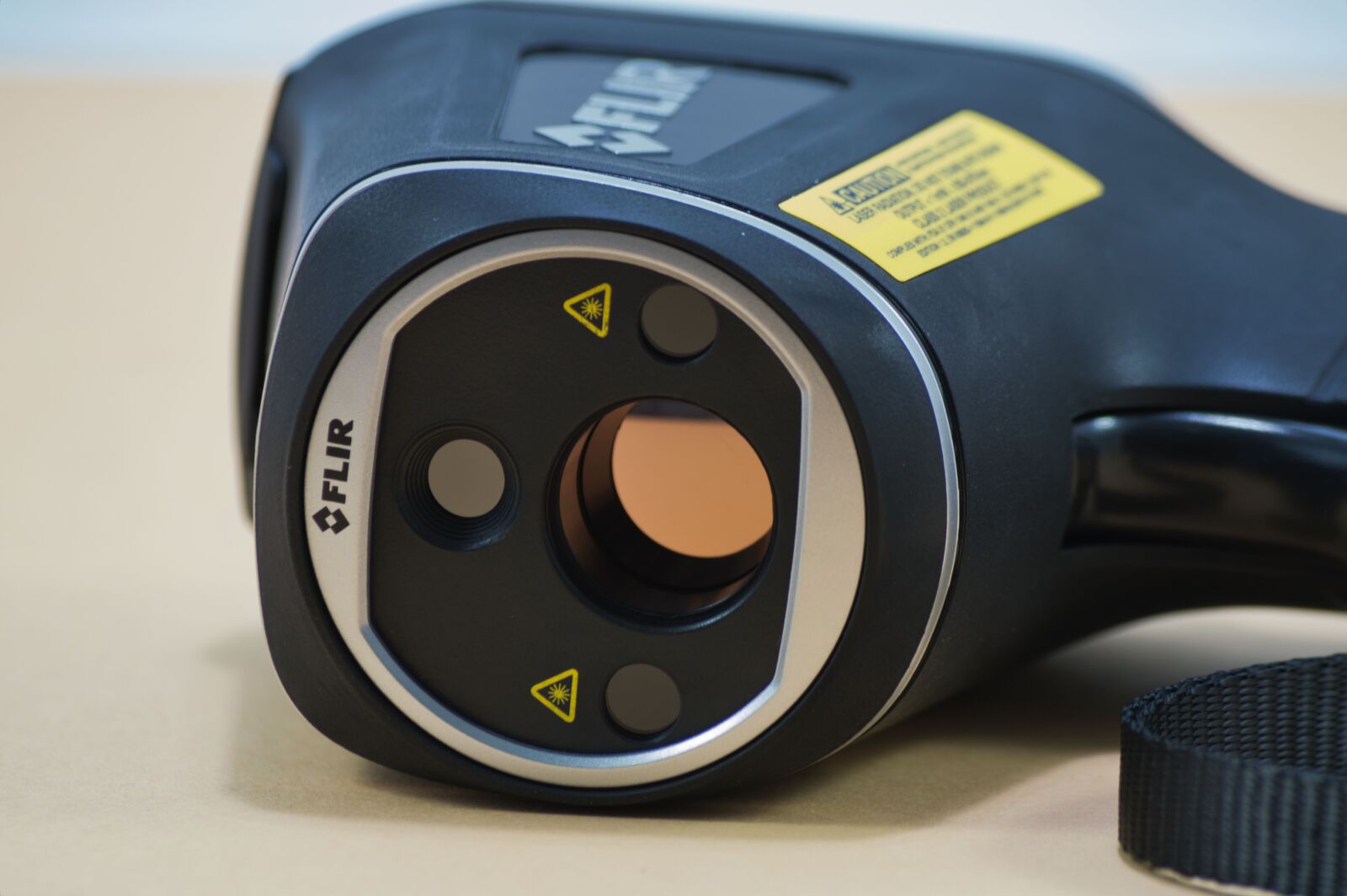Nikon D3200 sample photo. Thermographer, temperature meter, thermography photography