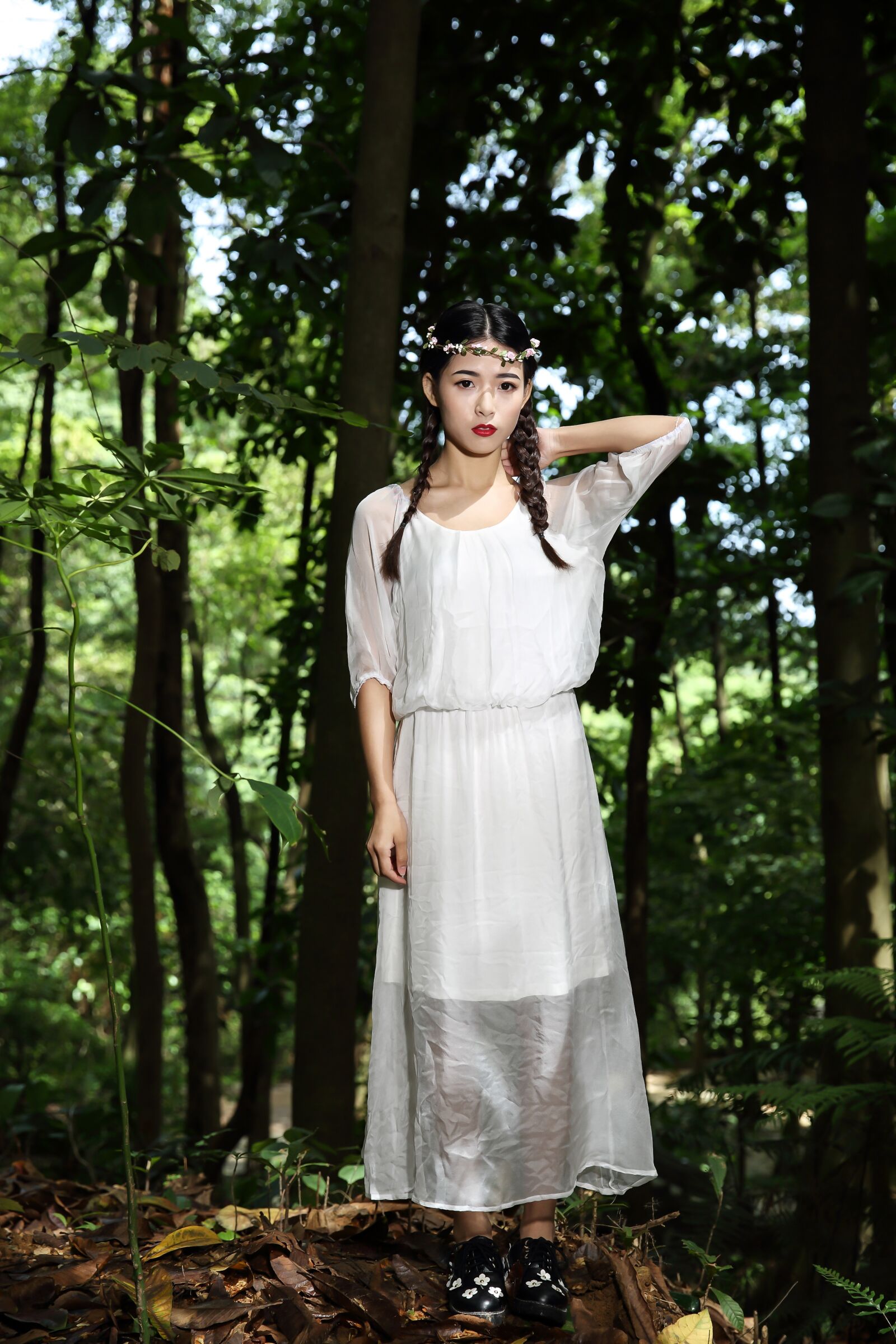 Canon EF 24-70mm F2.8L II USM sample photo. Outdoor, nature, portrait photography